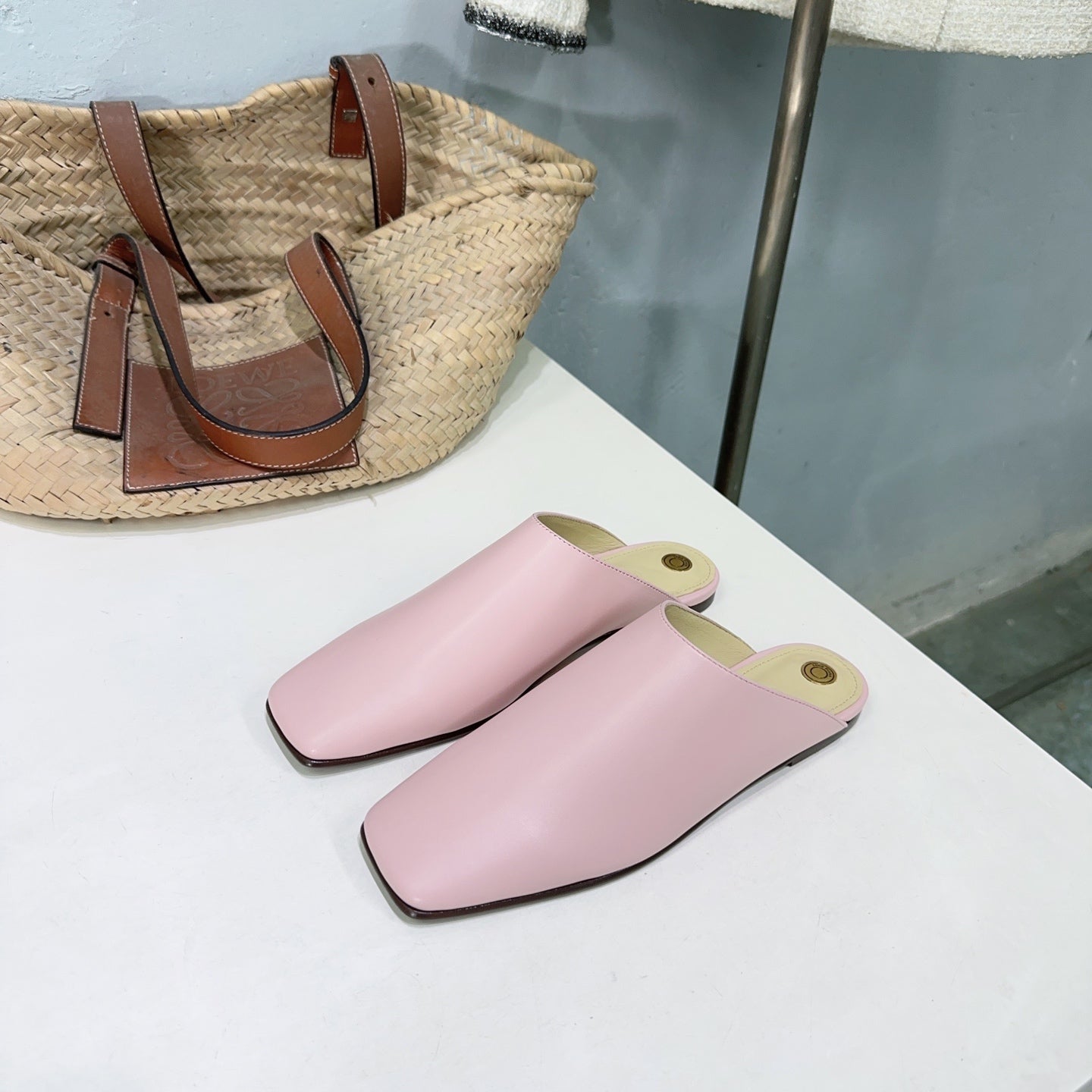 FLAT BUBBLE IN PASTEL PINK LAMBSKIN - 35