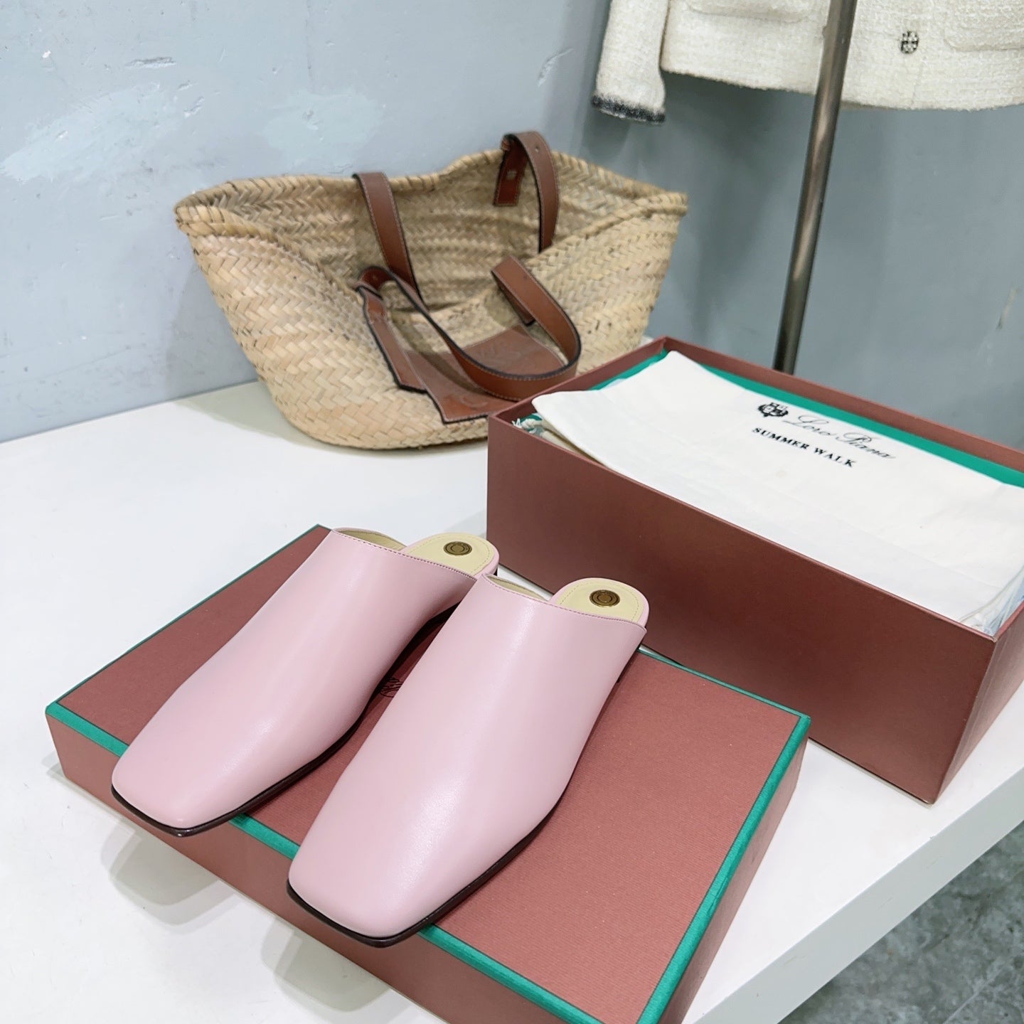 FLAT BUBBLE IN PASTEL PINK LAMBSKIN - 35