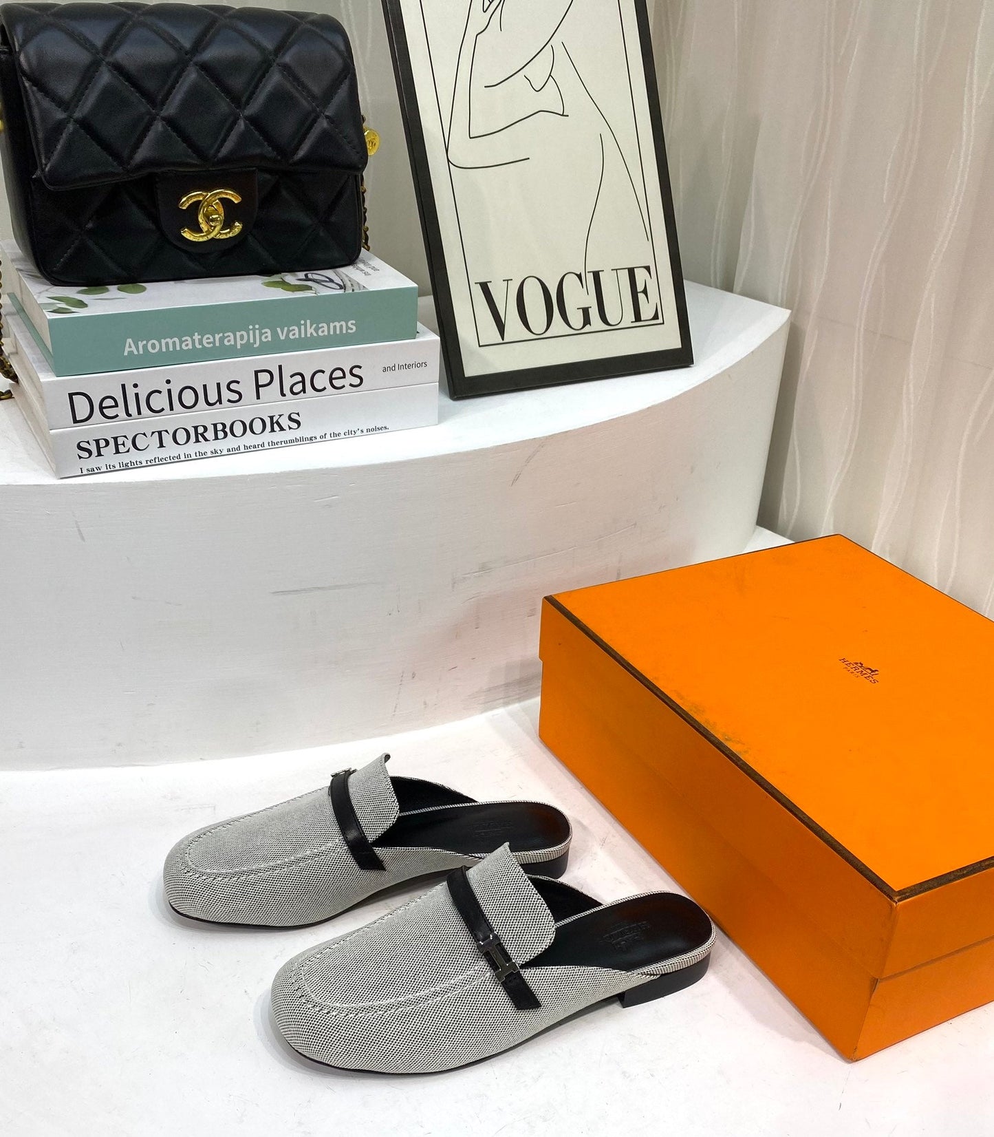 IENA MULE  GRAY CANVAS AND BLACK CALFSKIN - 35