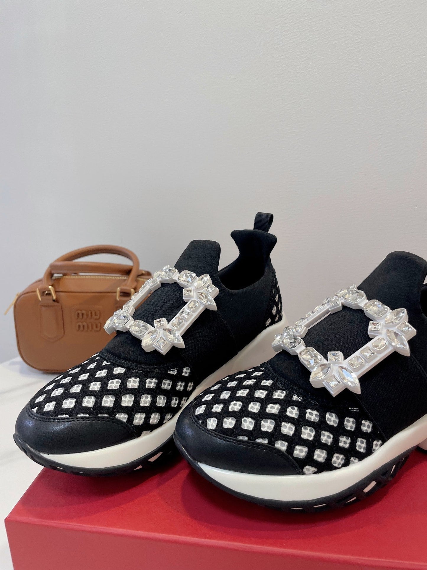 VIV' RUN SNEAKERS IN BLACK AND WHITE TECHNICAL FABRICS TRASS BUCKLE - 35