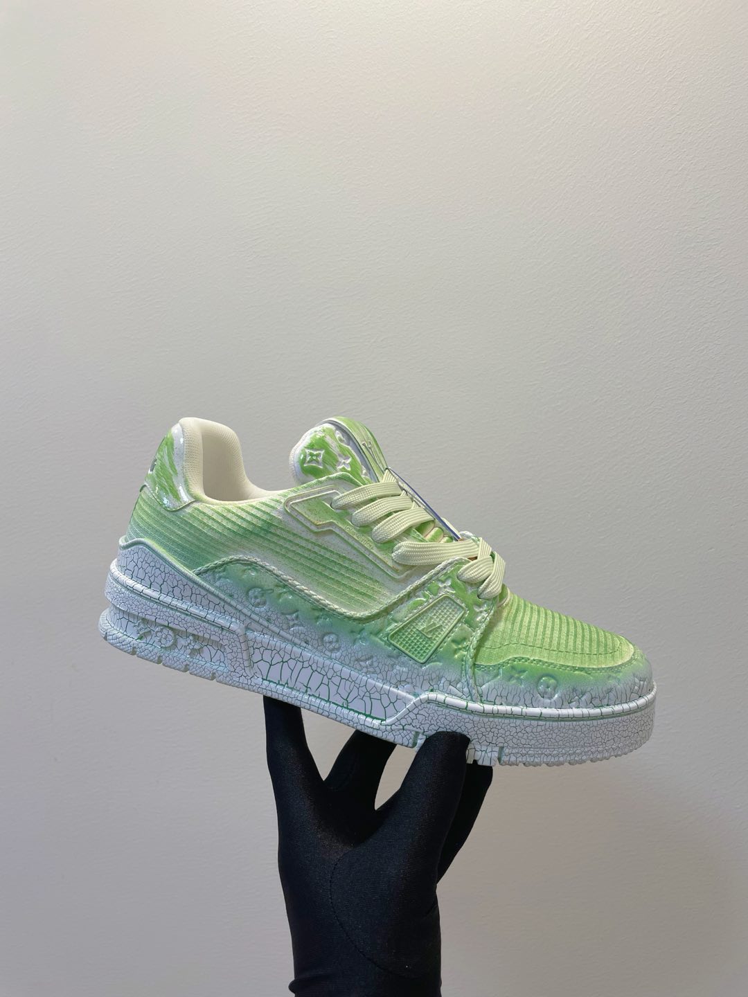 LV TRAINER MAXI SNEAKER IN GREEN PASTEL EMBOSSED CALFSKIN - 35