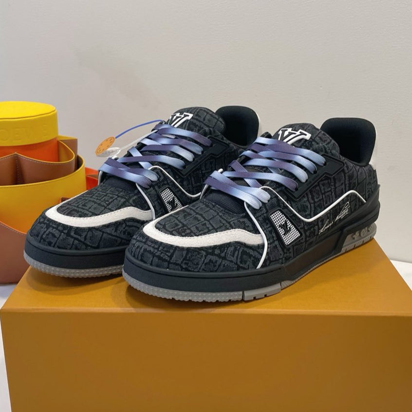 TRAINER SNEAKER IN BLACK MONOGRAM DENIM FABRIC - 35