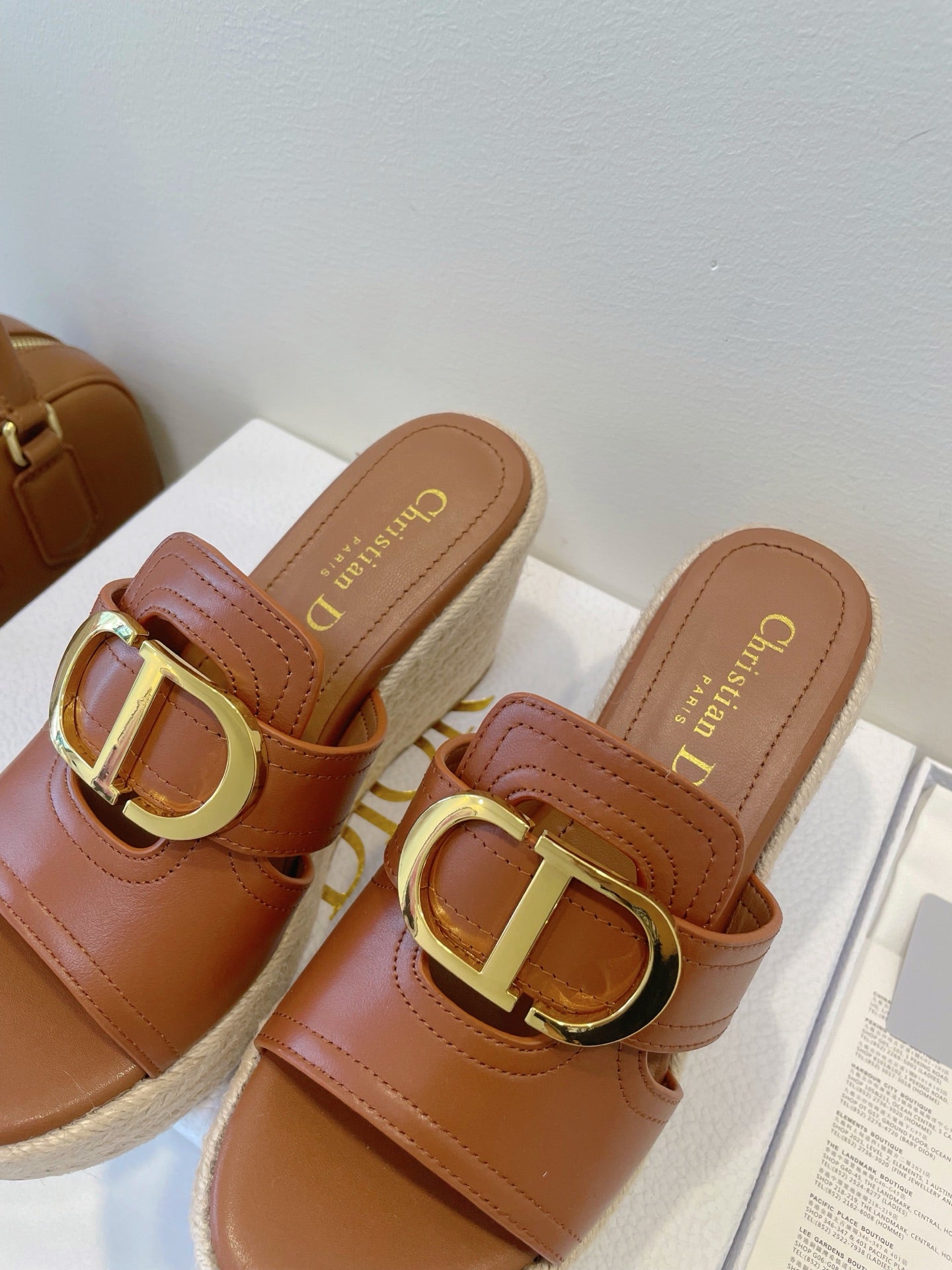 MONTAIGNE WEDGE SLIDE 95MM IN BROWN CALFSKIN - 35