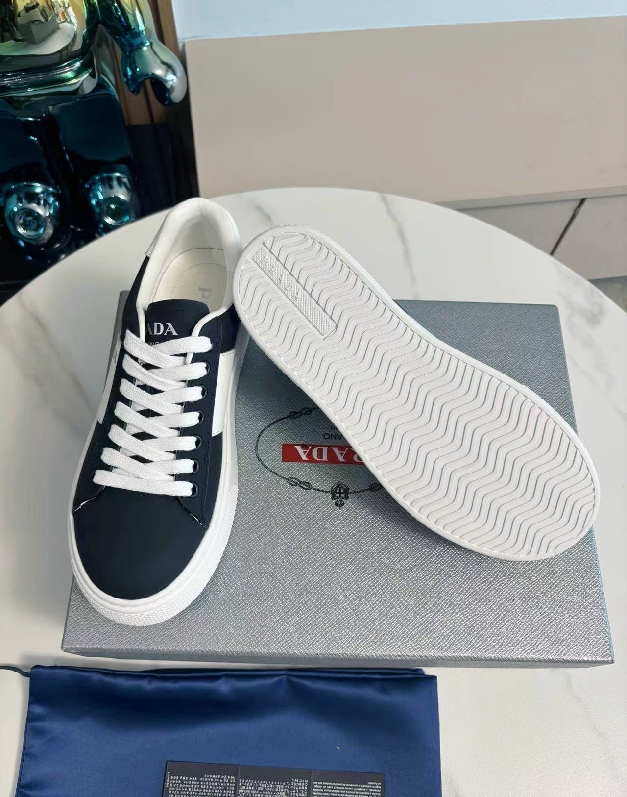 PRADA 25S LEATHER LOGO OUTLET SNEAKERS BLUISH BLACK CALFSKIN - 35