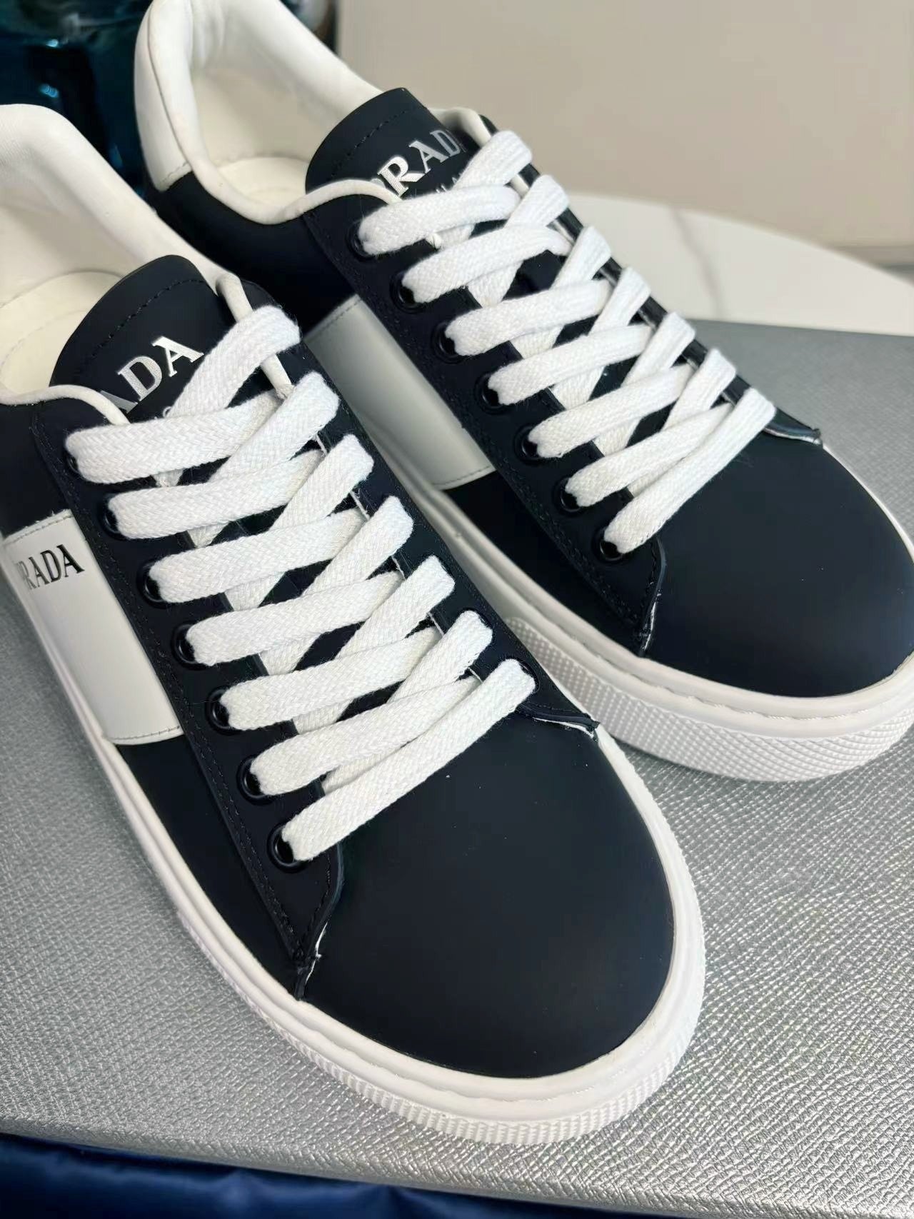 PRADA 25S LEATHER LOGO OUTLET SNEAKERS BLUISH BLACK CALFSKIN - 35