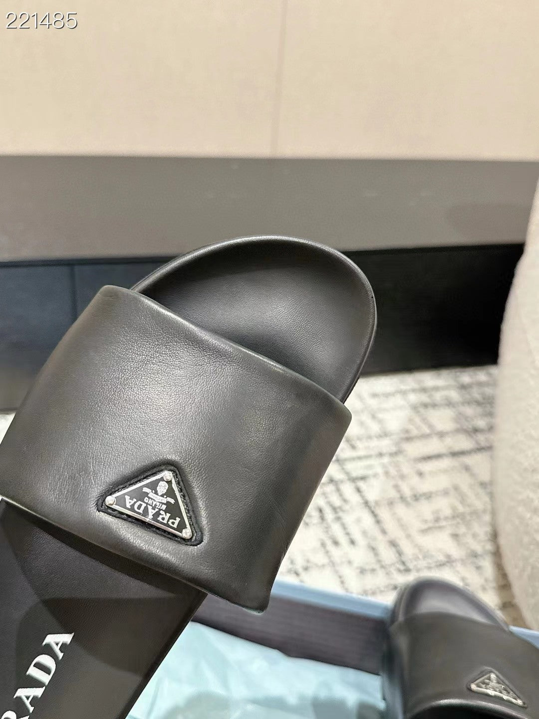 PRADA 25S PADDED SLIDES IN BLACK CALFSKIN WITH LOGO - 35
