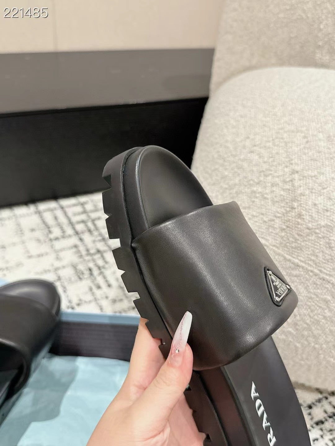 PRADA 25S PADDED SLIDES IN BLACK CALFSKIN WITH LOGO - 35