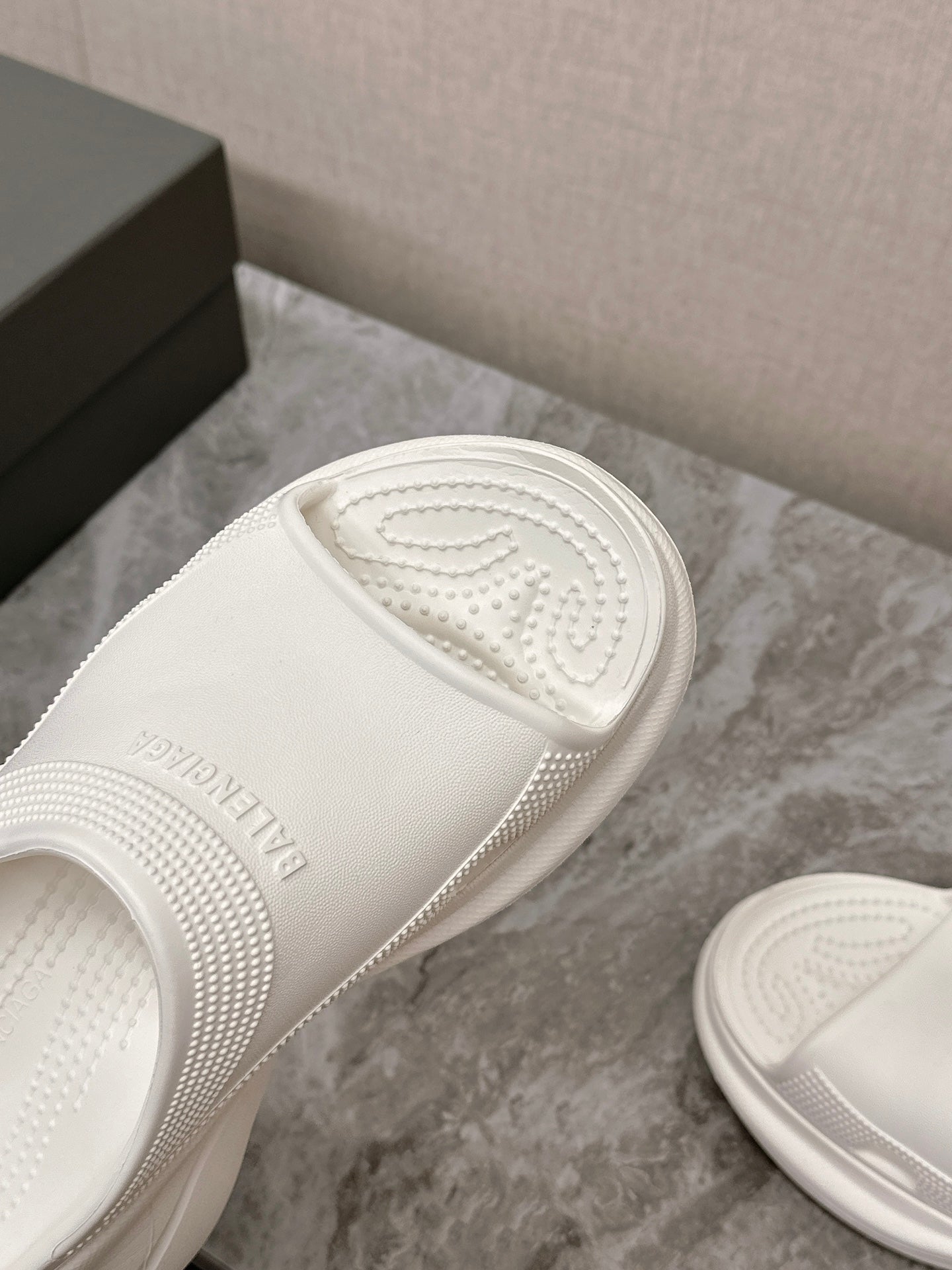 POOL CROCS SLIDE SANDAL IN WHITE RUBBER - 35