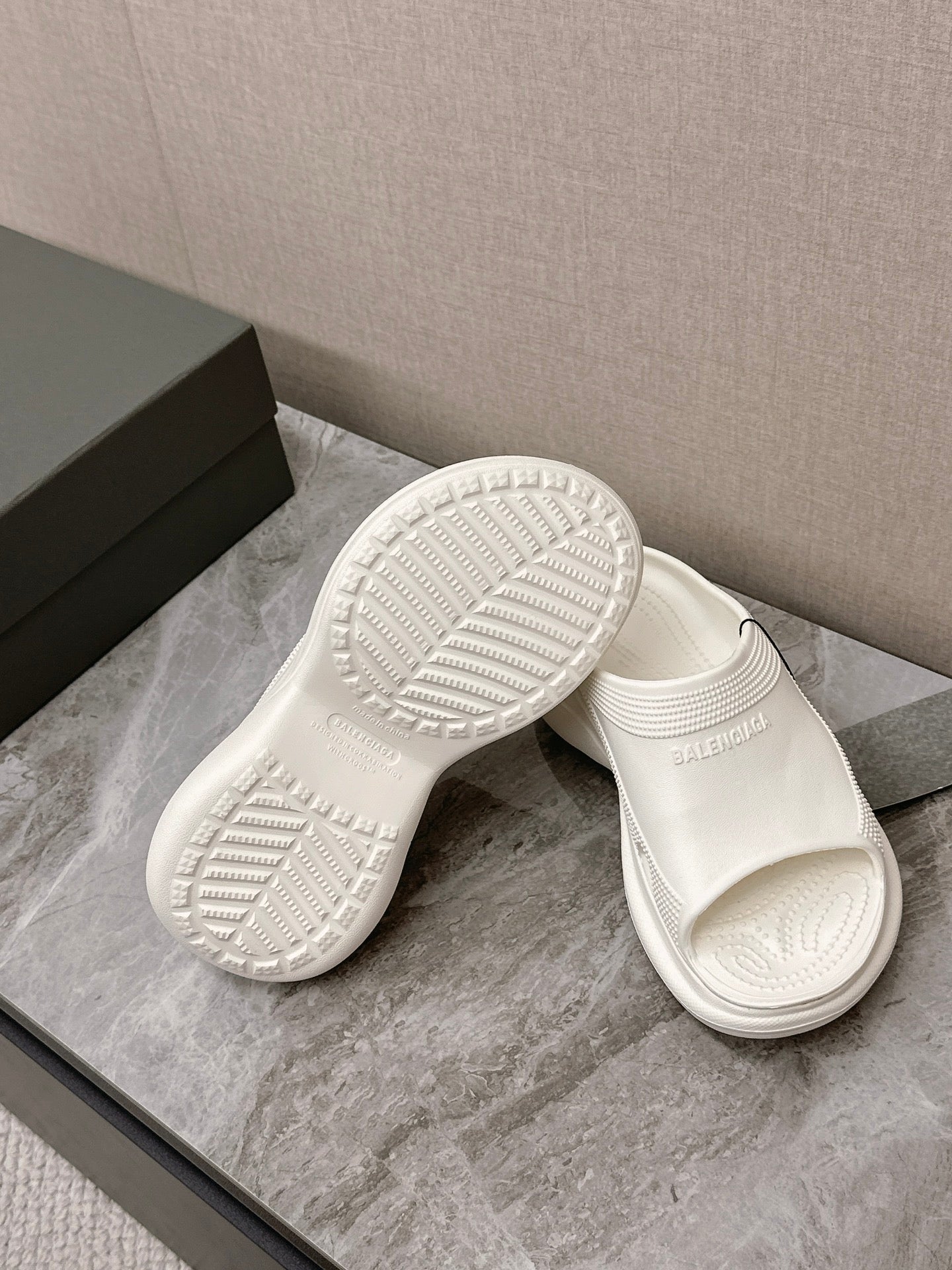POOL CROCS SLIDE SANDAL IN WHITE RUBBER - 35