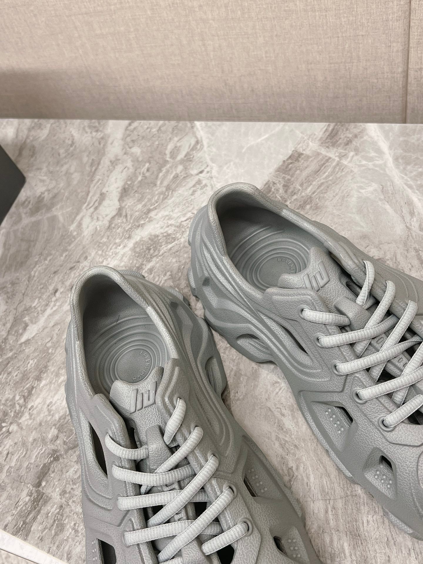 SNEAKERS IN FRIAR GRAY RUBBER - 36
