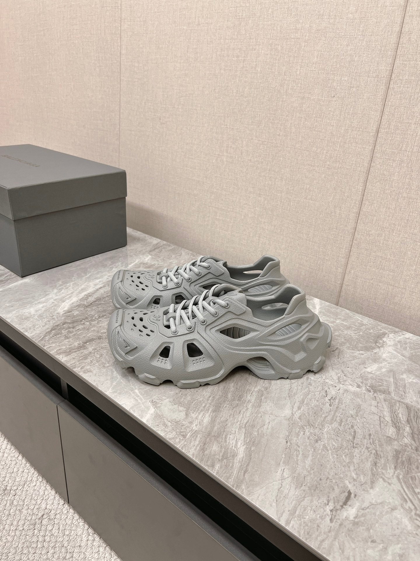 SNEAKERS IN FRIAR GRAY RUBBER - 36