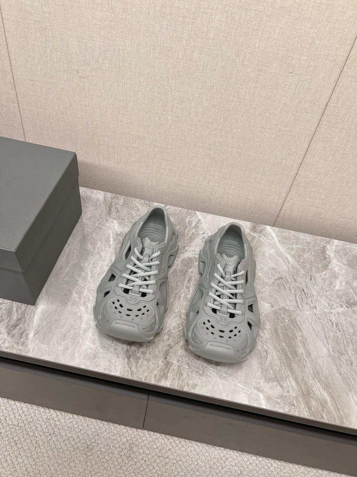 SNEAKERS IN FRIAR GRAY RUBBER - 36