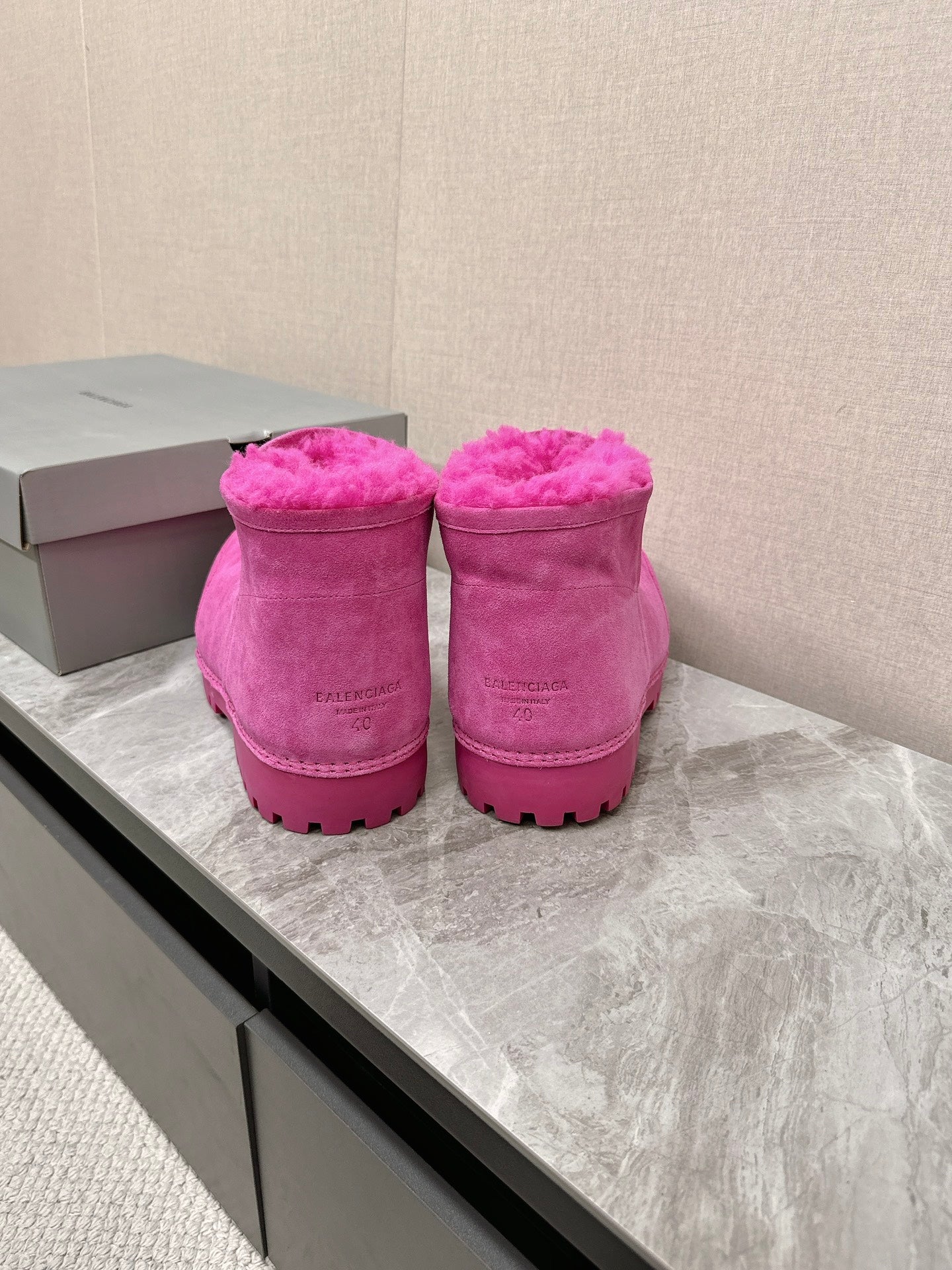 ALASKA BOOTIE IN DEEP PINK SUEDE AND WOOL LINING - 35