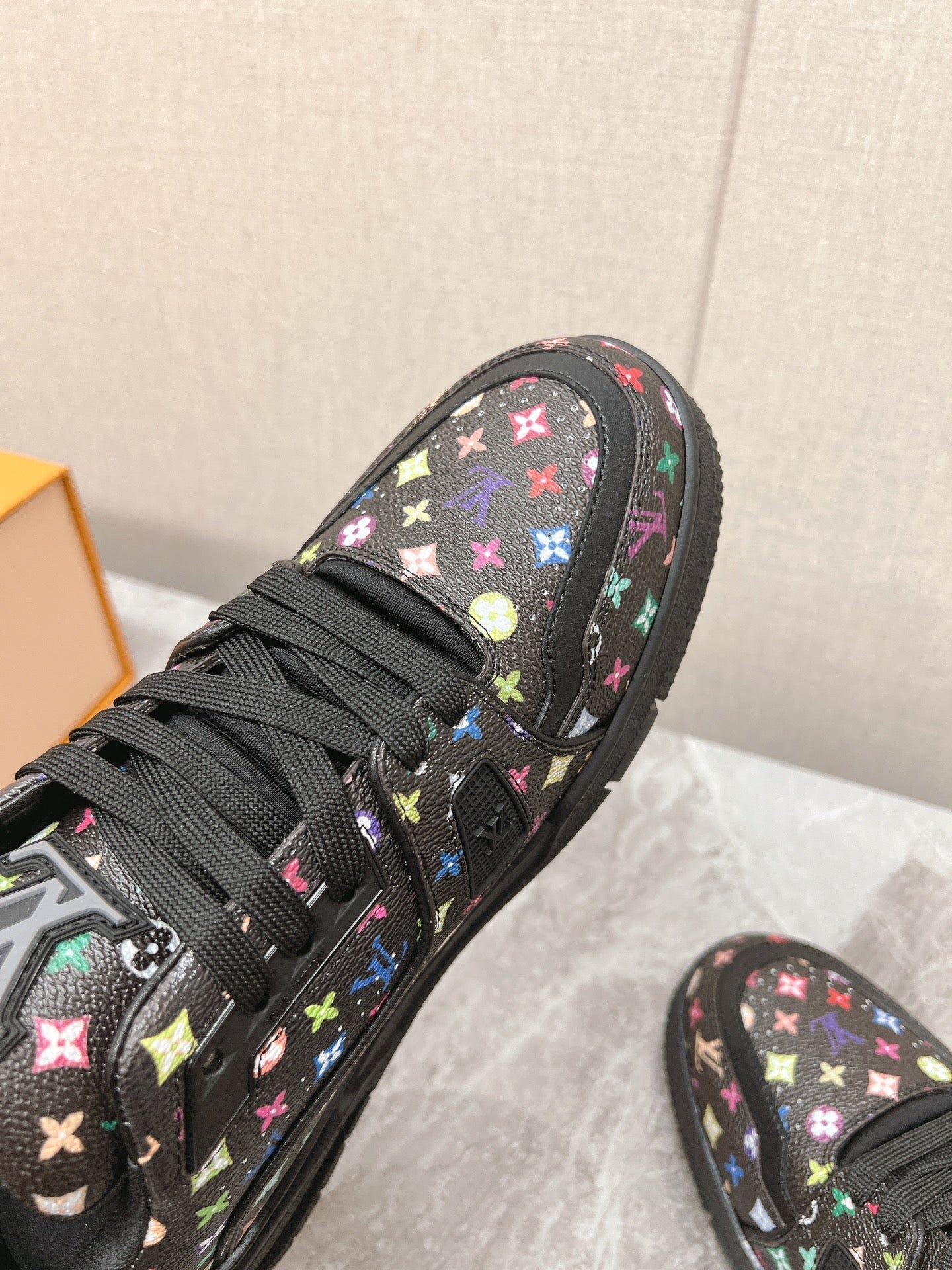 TRAINER SNEAKER IN BLACK MIX COLORFUL CALFSKIN - 35