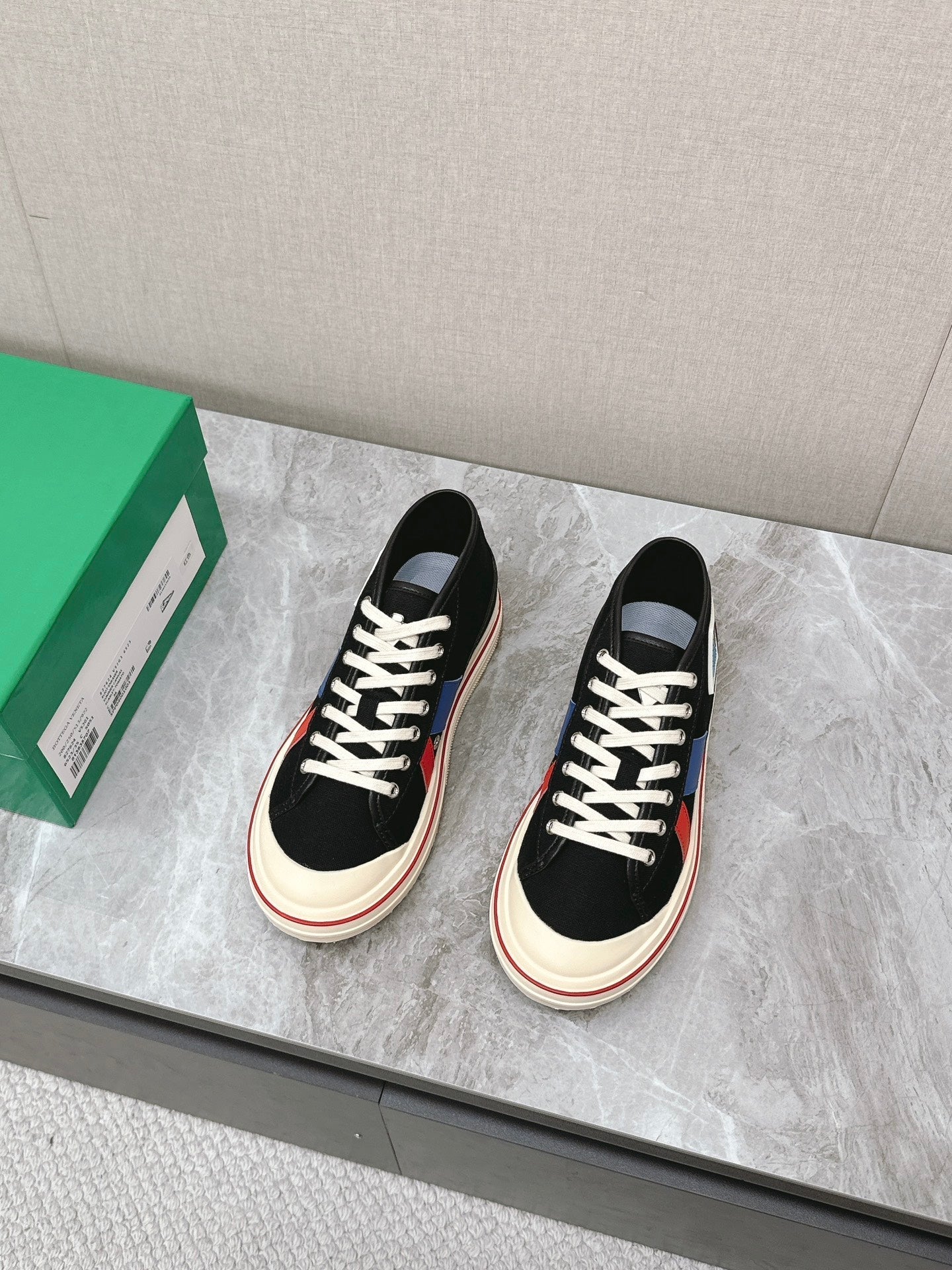 ELIOT SNEAKER IN BLACK MIX BLUE AND RED CANVAS AND CALFSKIN - 35