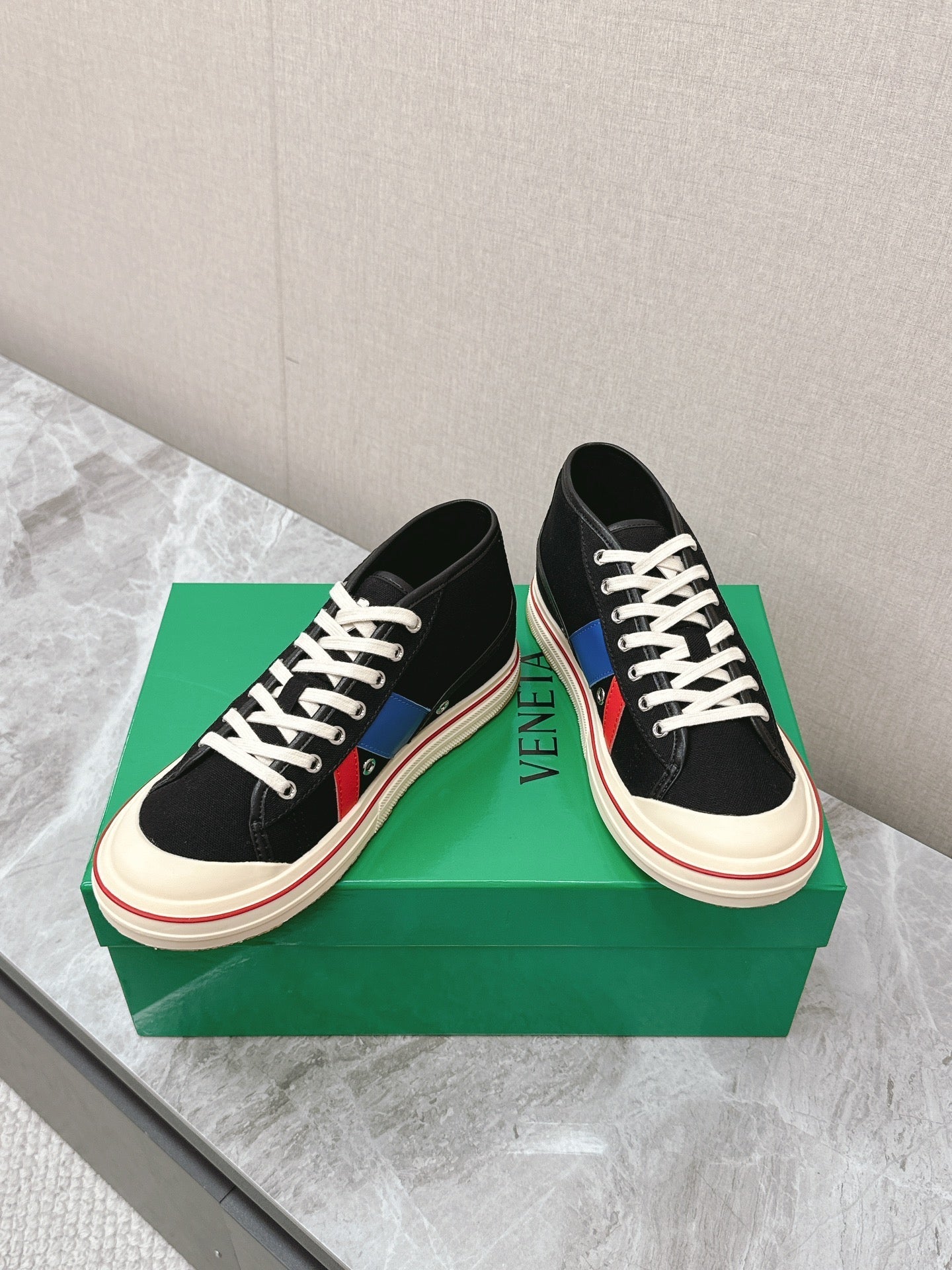 ELIOT SNEAKER IN BLACK MIX BLUE AND RED CANVAS AND CALFSKIN - 35