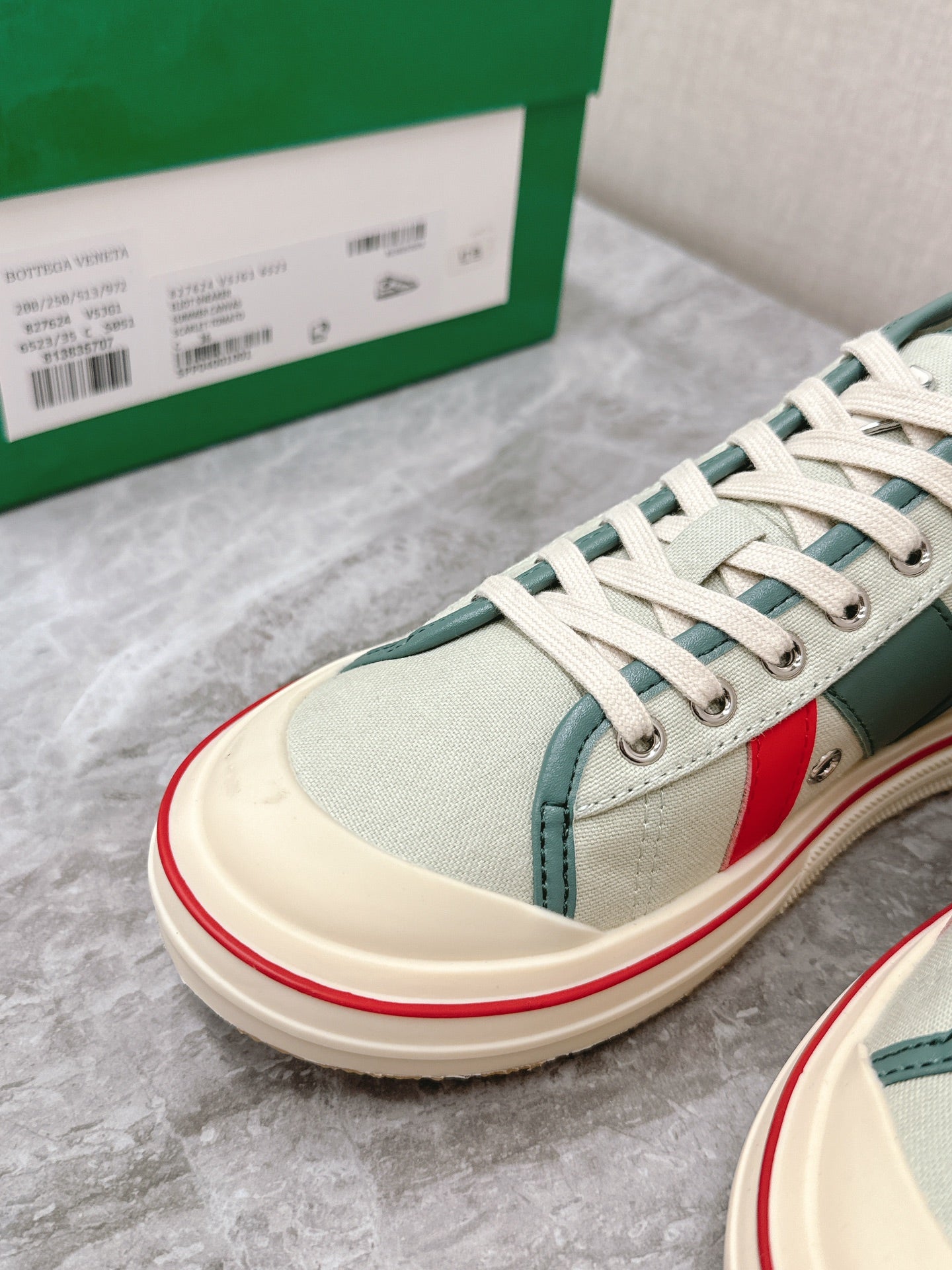 ELIOT SNEAKER IN GREEN PASTEL CANVAS AND CALFSKIN - 35