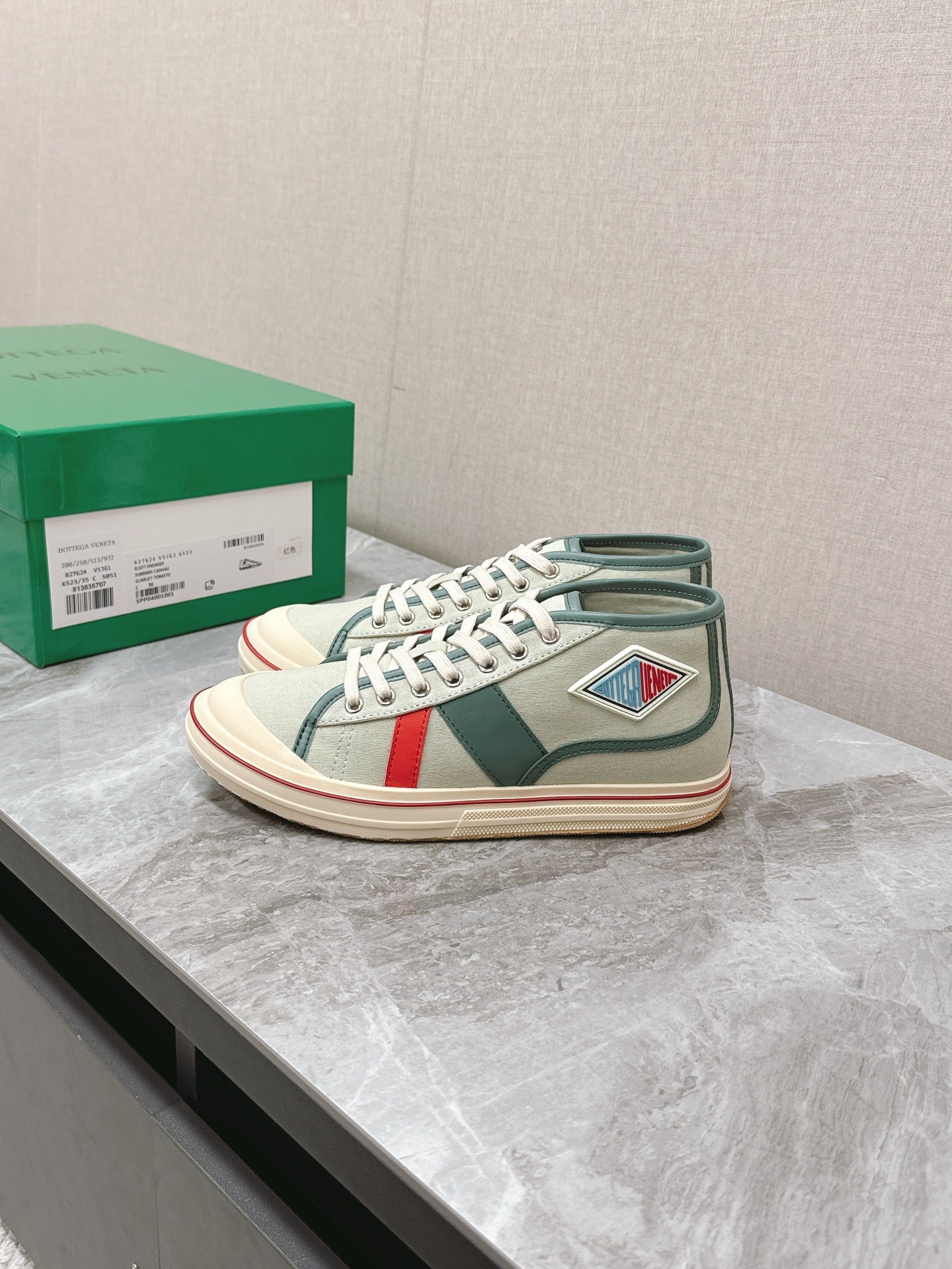 ELIOT SNEAKER IN GREEN PASTEL CANVAS AND CALFSKIN - 35