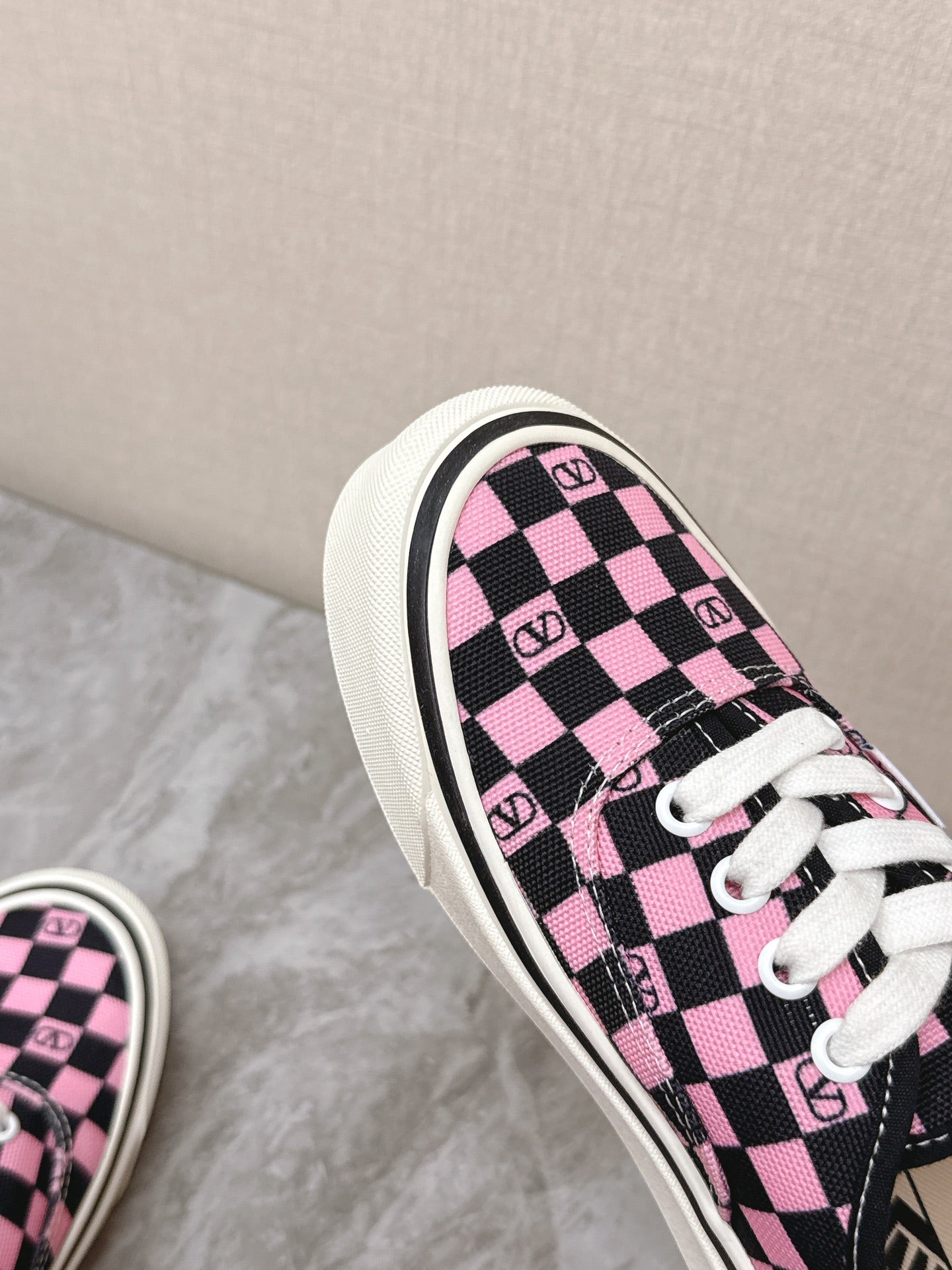 VALENTINO 25S GARAVANI X VANS SNEAKERS IN PINK MIX BLACK CANVAS - 35