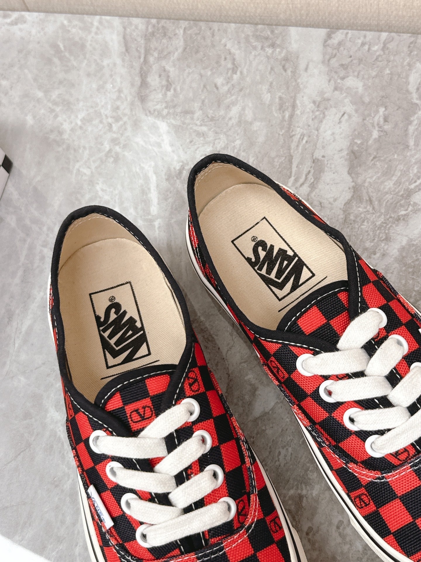 VALENTINO 25S GARAVANI X VANS SNEAKERS IN RED MIX BLACK CANVAS - 35