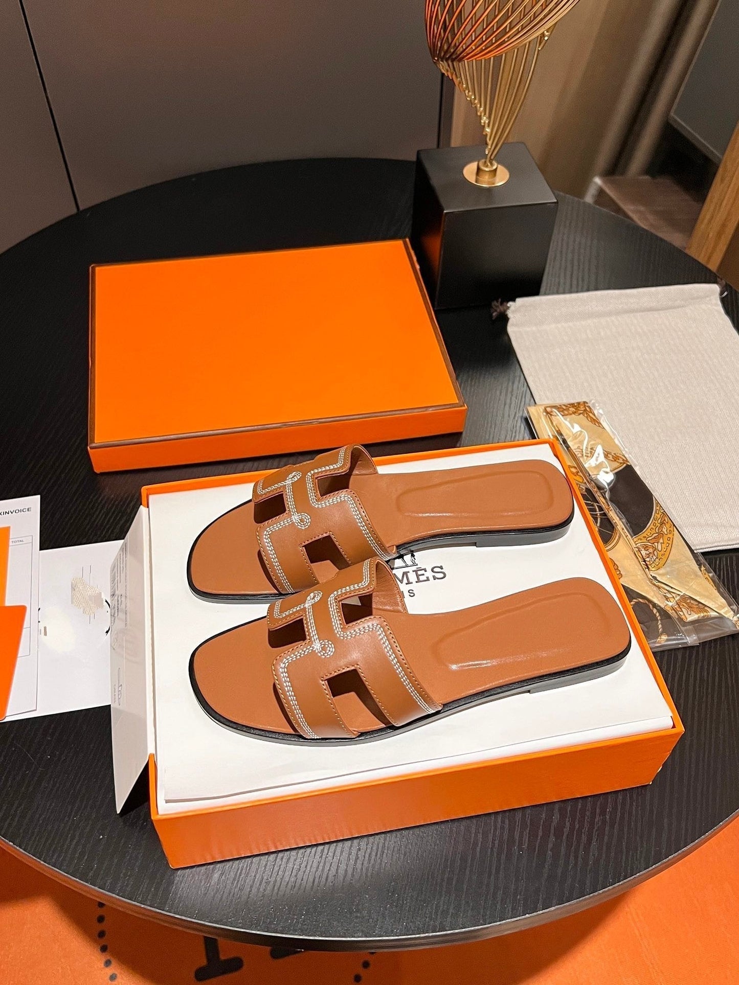 0RAN SANDAL Calfskin Sandstone - 35