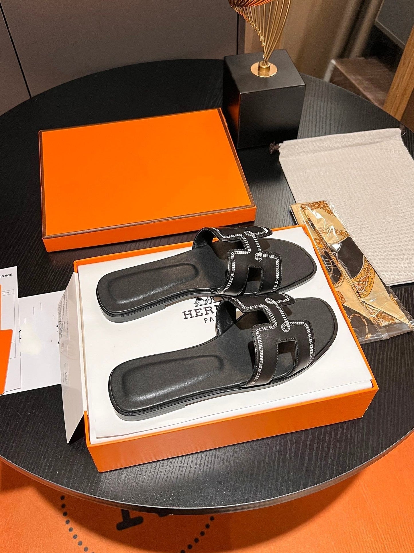 0RAN SANDAL Calfskin Black - 35