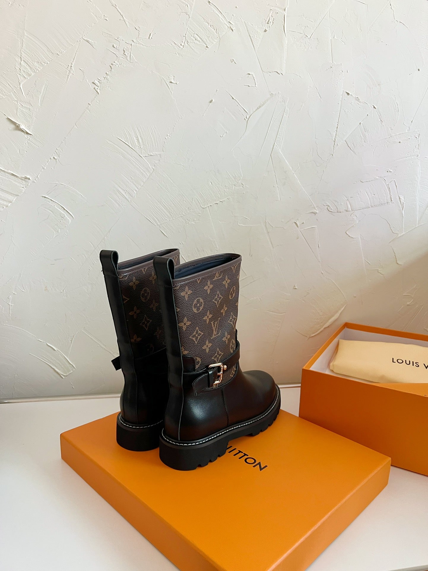 TERRITORY FLAT ANKLE BOOT IN BLACK MIX CHOCOLATE BROWN MONOGRAM CALFSKIN - 35