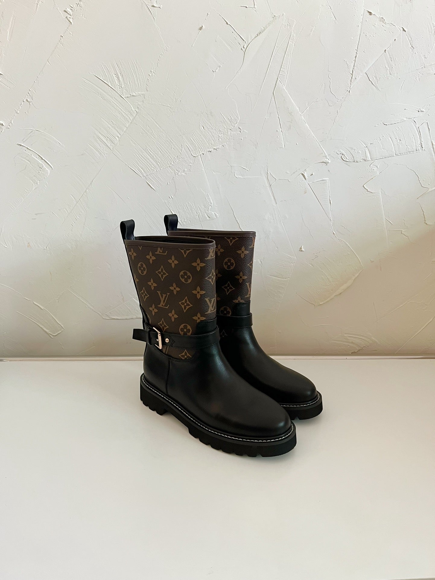 TERRITORY FLAT ANKLE BOOT IN BLACK MIX CHOCOLATE BROWN MONOGRAM CALFSKIN - 35