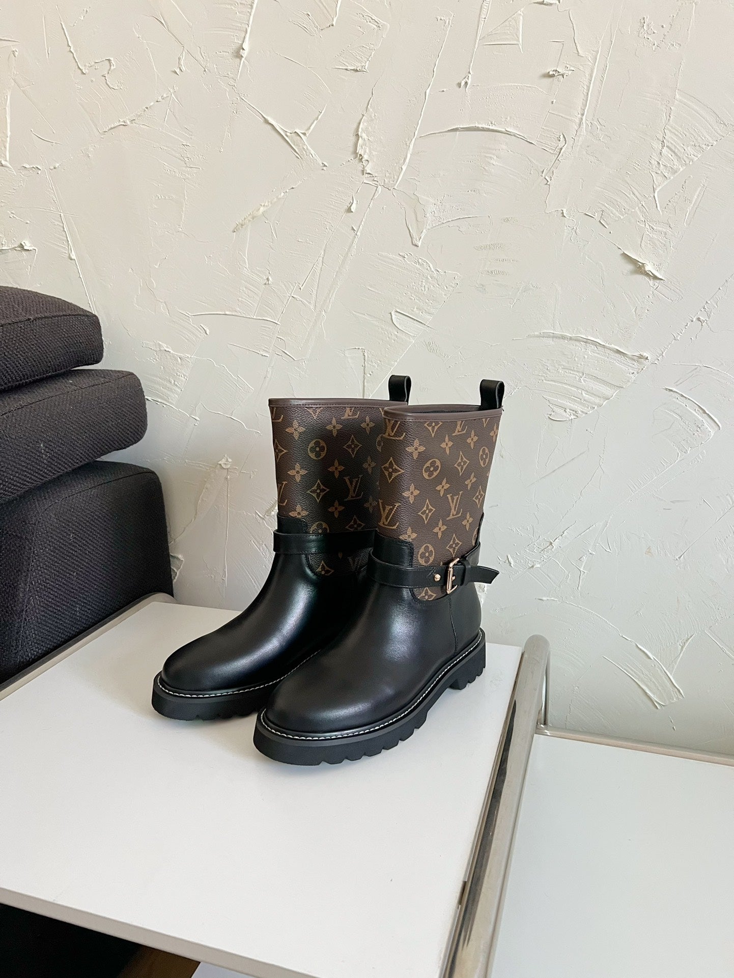 TERRITORY FLAT ANKLE BOOT IN BLACK MIX CHOCOLATE BROWN MONOGRAM CALFSKIN - 35