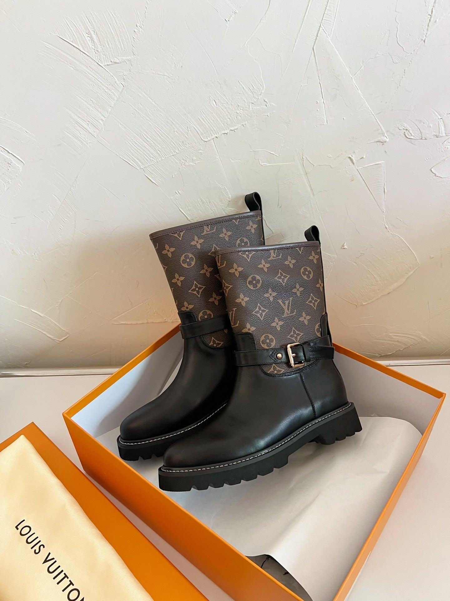 TERRITORY FLAT ANKLE BOOT IN BLACK MIX CHOCOLATE BROWN MONOGRAM CALFSKIN - 35