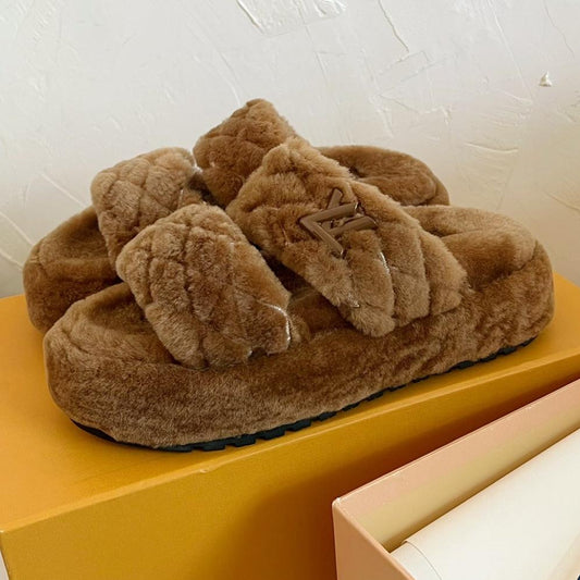 LV SUNSET PLATFORM COMFORT MULE IN CHOCOLATE BROWN SHEARLING - 35