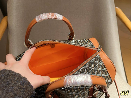 СУМКА SAC HARDY PM 35 З КОРИЧНЕВОГО ПОЛОТНА GOYARDINE ТА ТЕЛЯЧОЇ ШКІРИ КОНЬЯЧНОГО КОЛЬОРУ