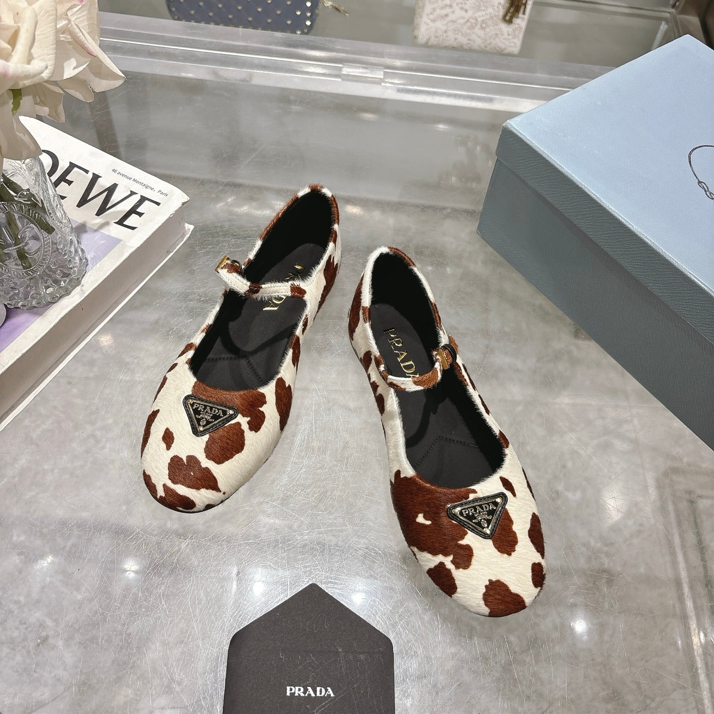 PRADA 25S MARY JANE BALLETS IN BROWN MIX CREAM WHITE HORSEHAIR FABRIC - 35