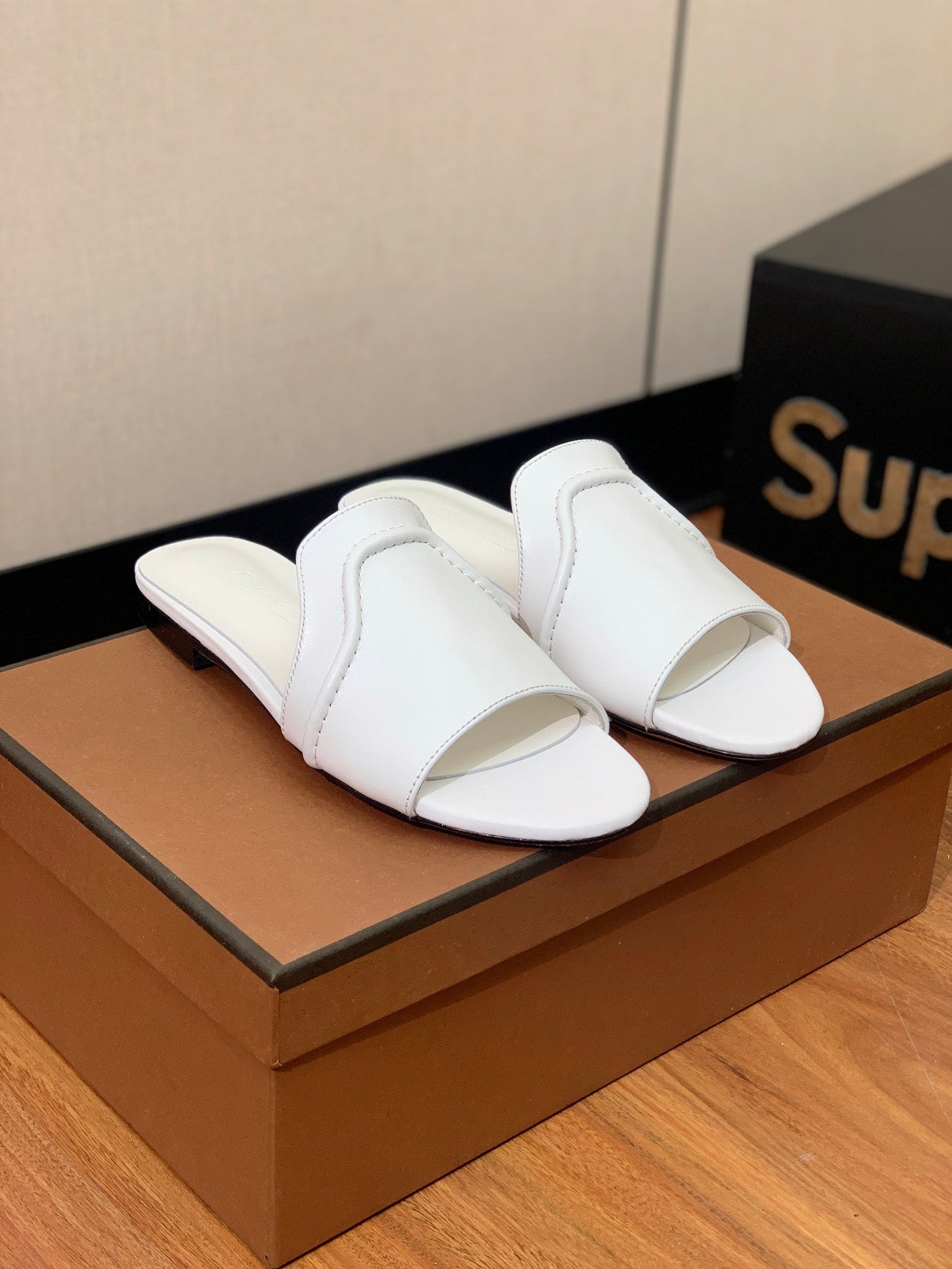 LP HIGHT TOP FLAT SLIPPERS WHITE CALFSKIN - 35