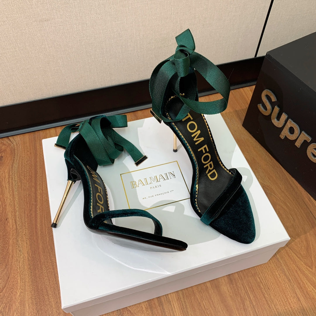 ANKLE SANDAL 10 CM IN GREEN FOREST VELVET AND SILK