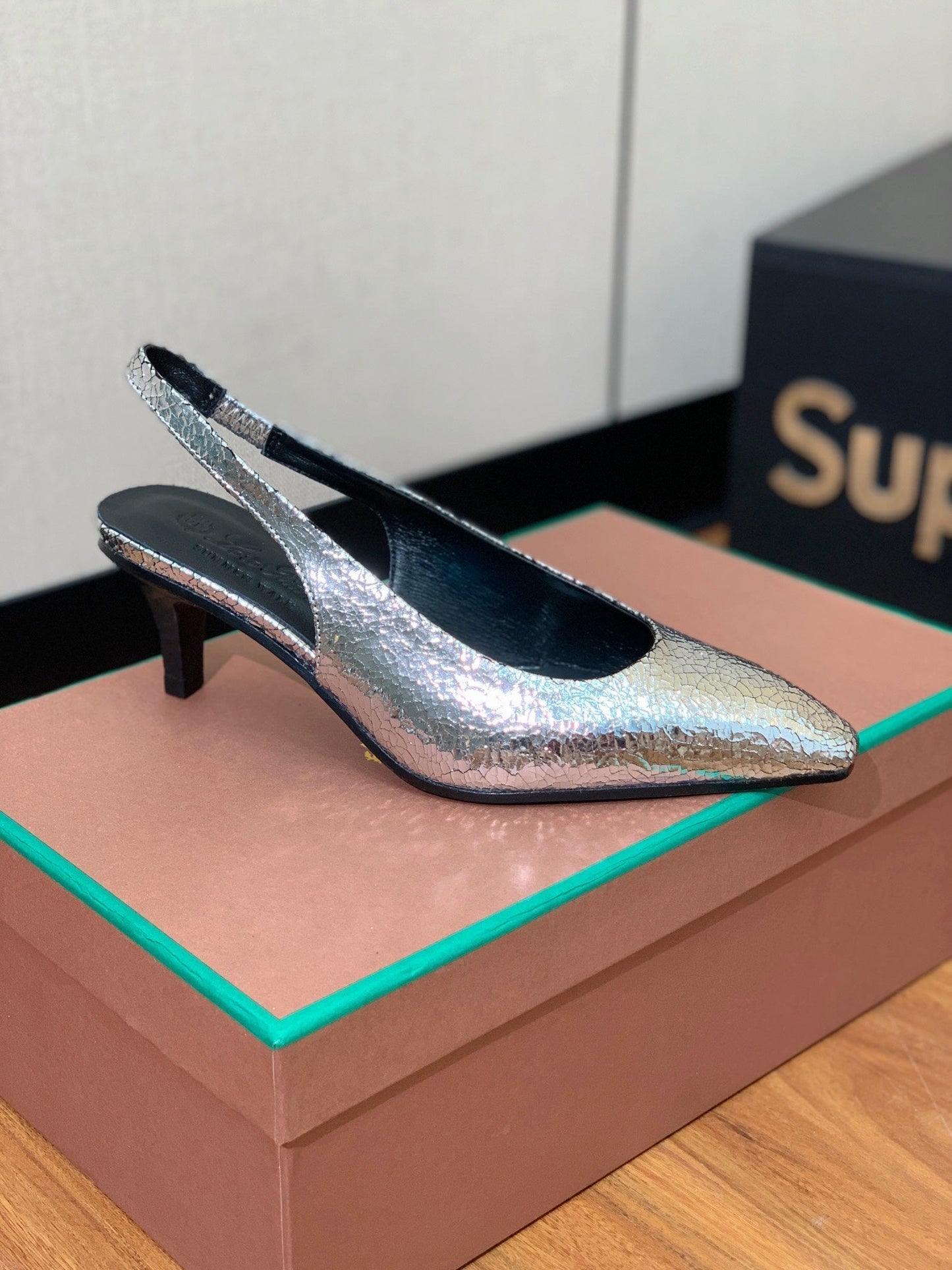 LP POINTED TOE MID-HEEL SLINGBACK SILVER CALFSKIN - 35