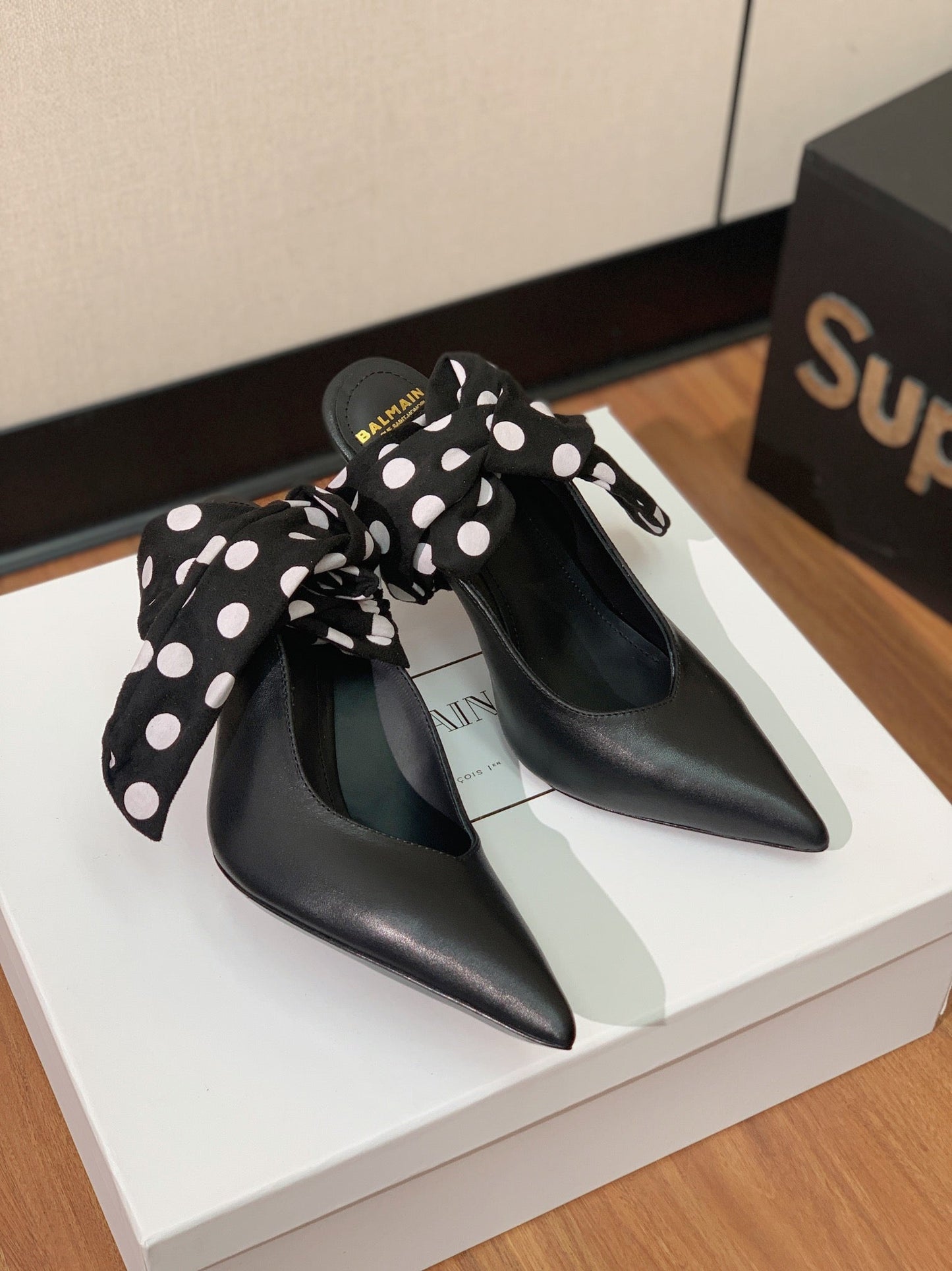 BALMAIN 25S BAKARI MULE WITH MONOCHROME POLKA DOT STRAP 95MM IN BLACK CALFSKIN - 36