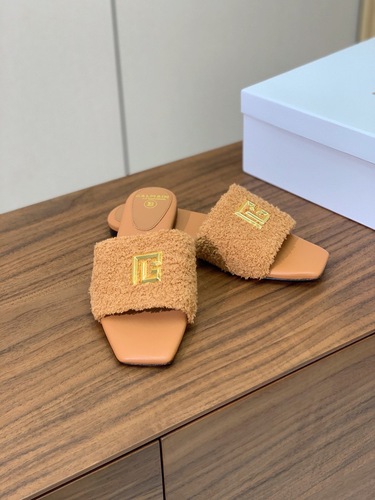 БОСОНІЖКИ BALMAIN 26S З ВОВНИ ТА ТЕЛЯЧОЇ ШКІРИ КОЛЬОРУ КЕМЕЛ