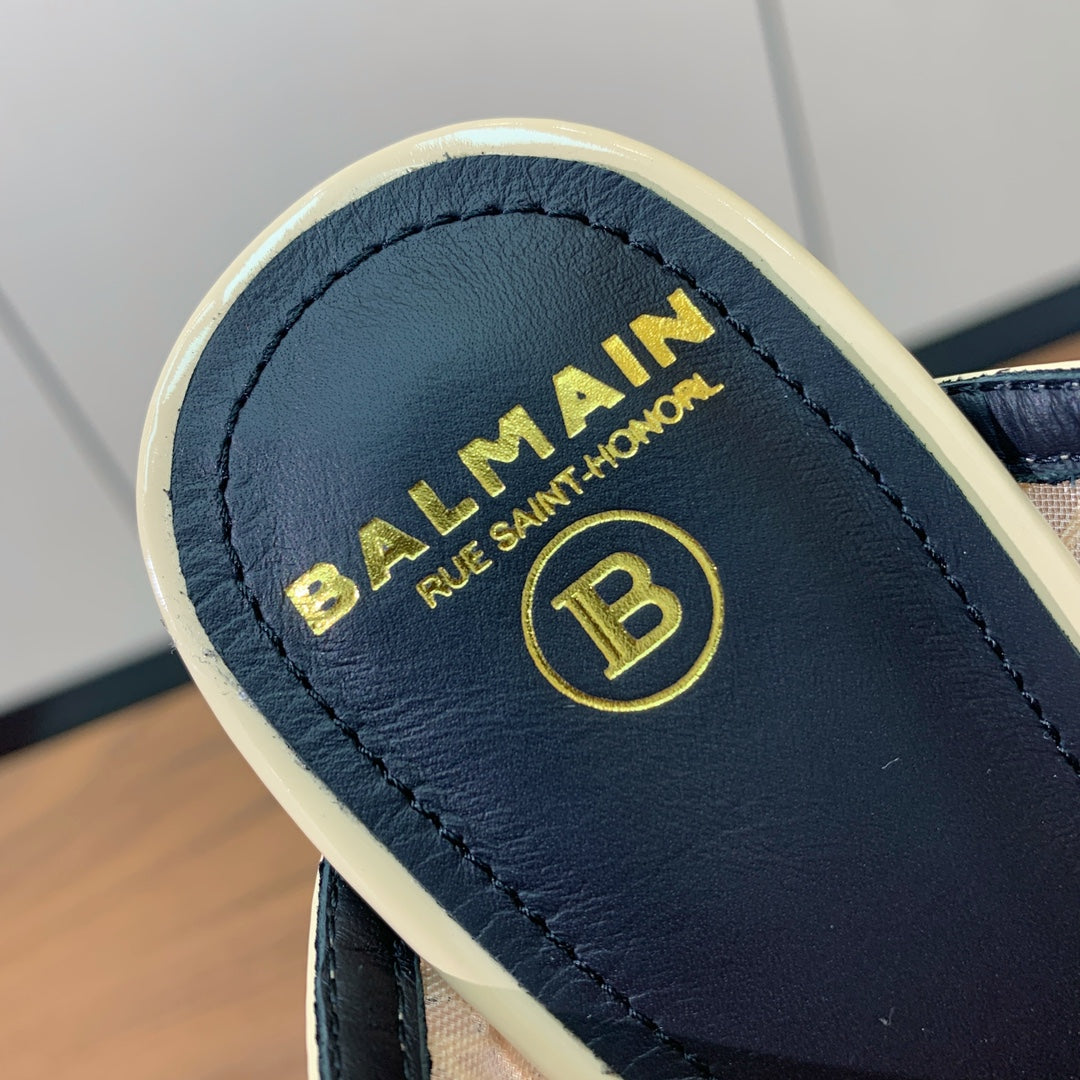 БОСОНІЖКИ BALMAIN 26S НА ПІДБОРАХ 95 ММ З БЕЖЕВОЇ СІТЧАСТОЇ ТКАНИНИ З КРИШТАЛЕВИМ ОЗДОБЛЕННЯМ