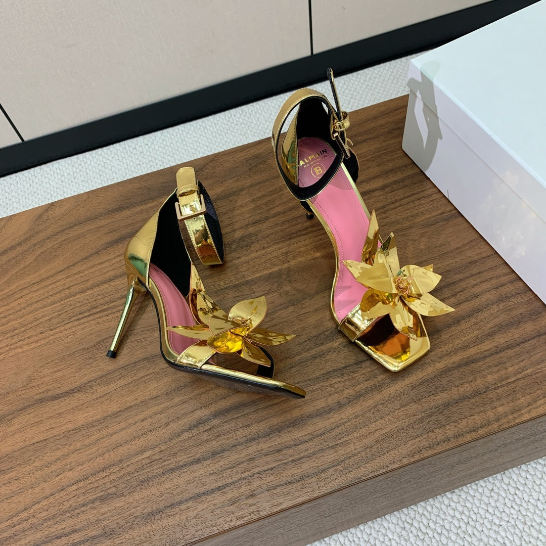 BALMAIN 25S RUBY GOLD HEELED SANDALS 95MM IN PATENT CALFSKIN - 36