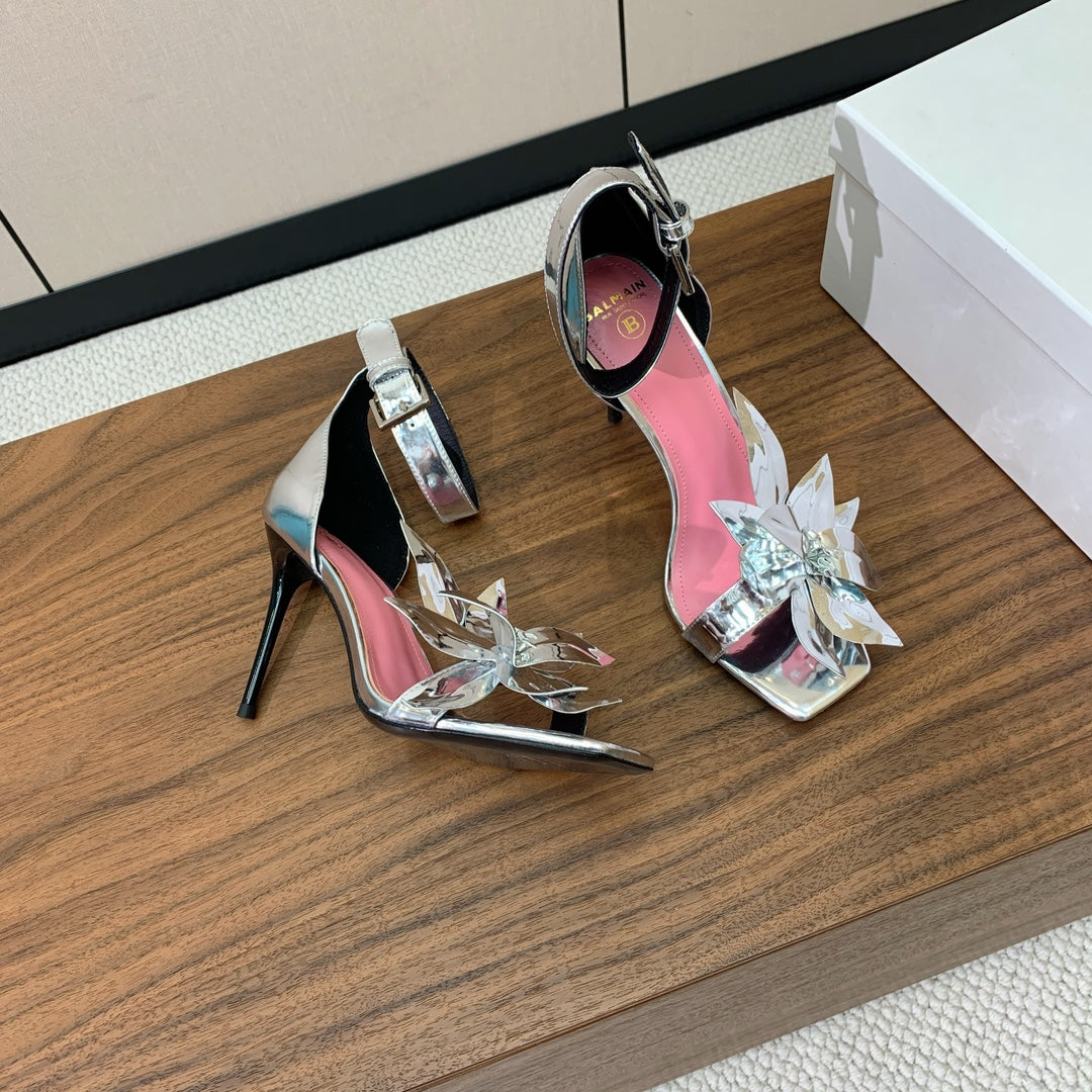BALMAIN 25S RUBY SILVER HEELED SANDALS 95MM IN PATENT CALFSKIN - 36