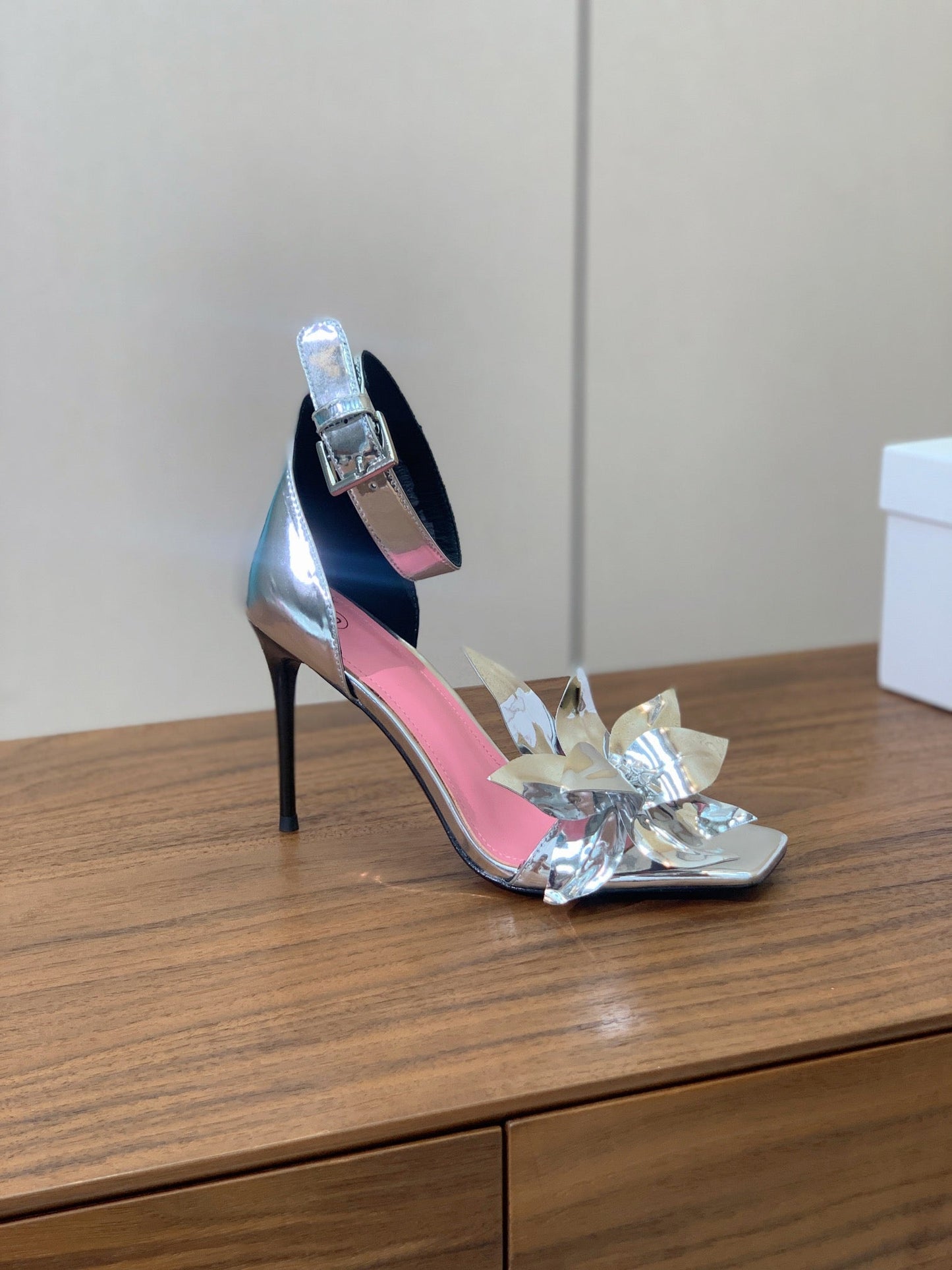 BALMAIN 25S RUBY SILVER HEELED SANDALS 95MM IN PATENT CALFSKIN - 36