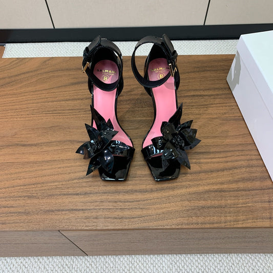 BALMAIN 25S БОСОНІЖКИ НА КАБЛУКАХ RUBY BLACK 95 ММ З ЛАКОВАНОЇ ШКІРИ ТЕЛЯТИ — 36