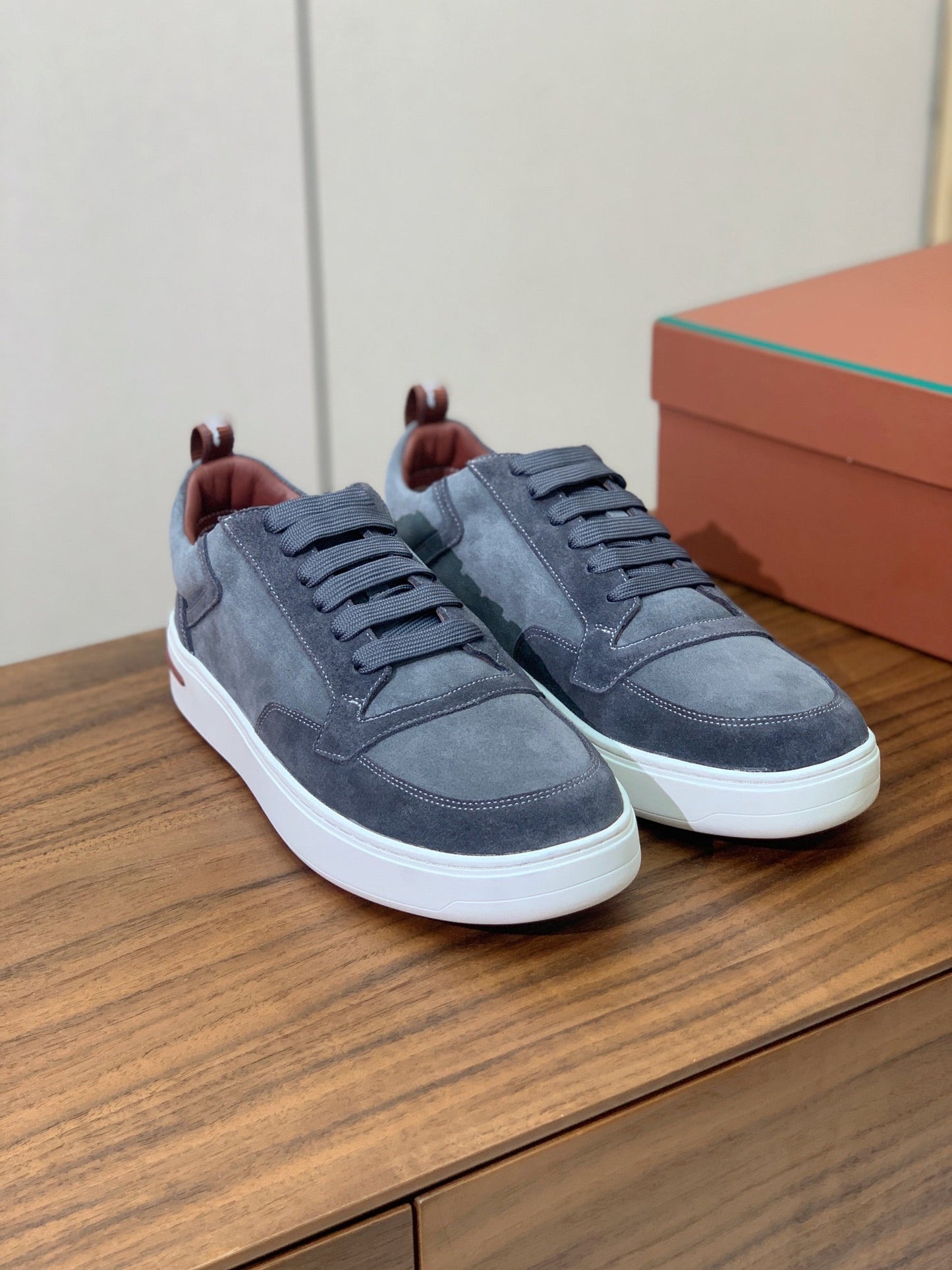 LP NEWPORT WALK SNEAKERS GRAY SUEDE - 35