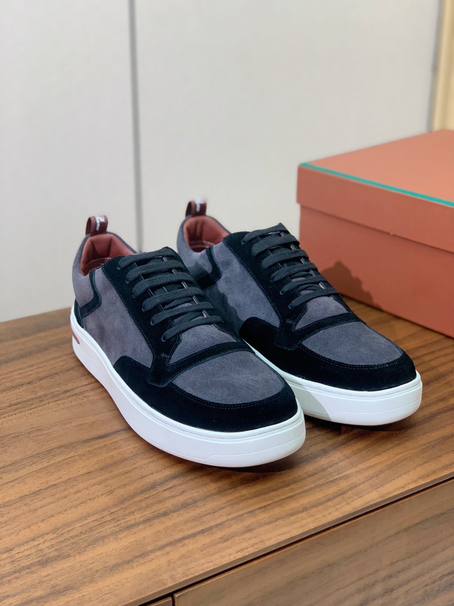 LP NEWPORT WALK SNEAKERS BLACK AND LEAD SUEDE - 35