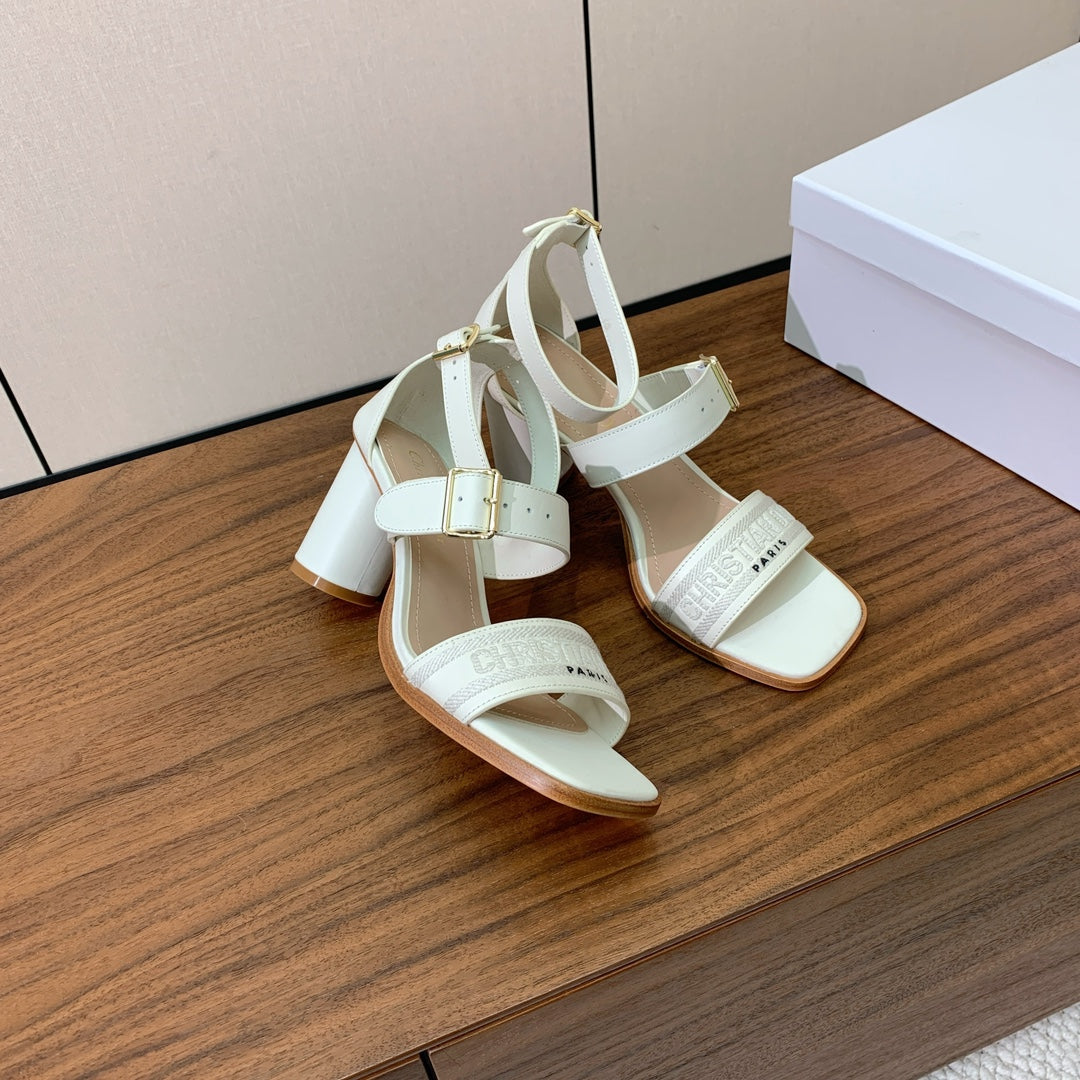 THREE-STRAP HIGH-HEELED EMBROIDERED SANDALS WHITE - 34 / 8 cm