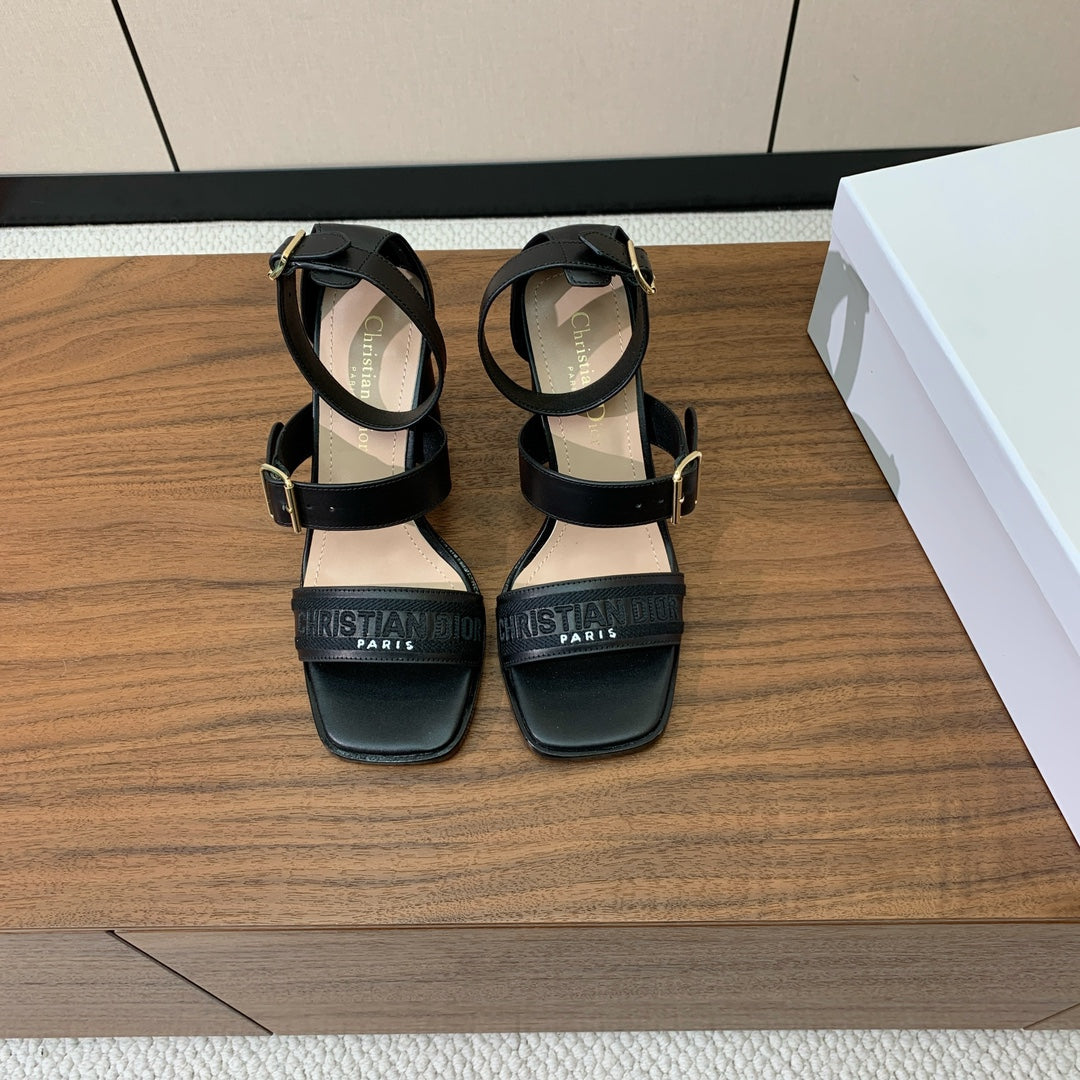THREE-STRAP HIGH-HEELED EMBROIDERED SANDALS BLACK - 34 / 8 cm