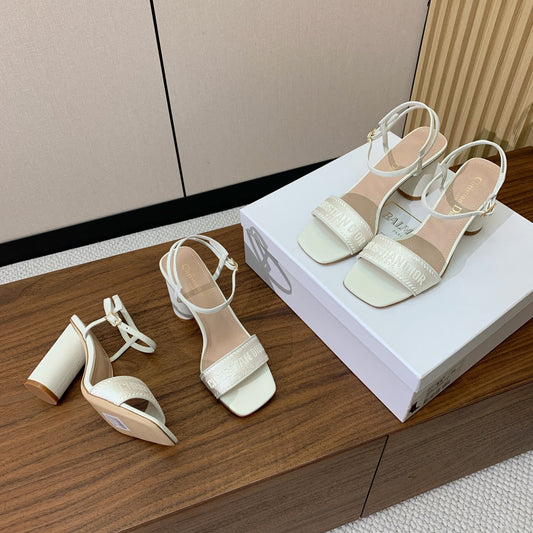 HIGH HEEL EMBROIDERED SANDAL IN WHITE CALFSKIN AND WOVEN STRAPS - 34 / 8 cm