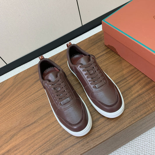 LP SNEAKERS IN AUBURN BROWN CALFSKIN WHITE SOLE - 35