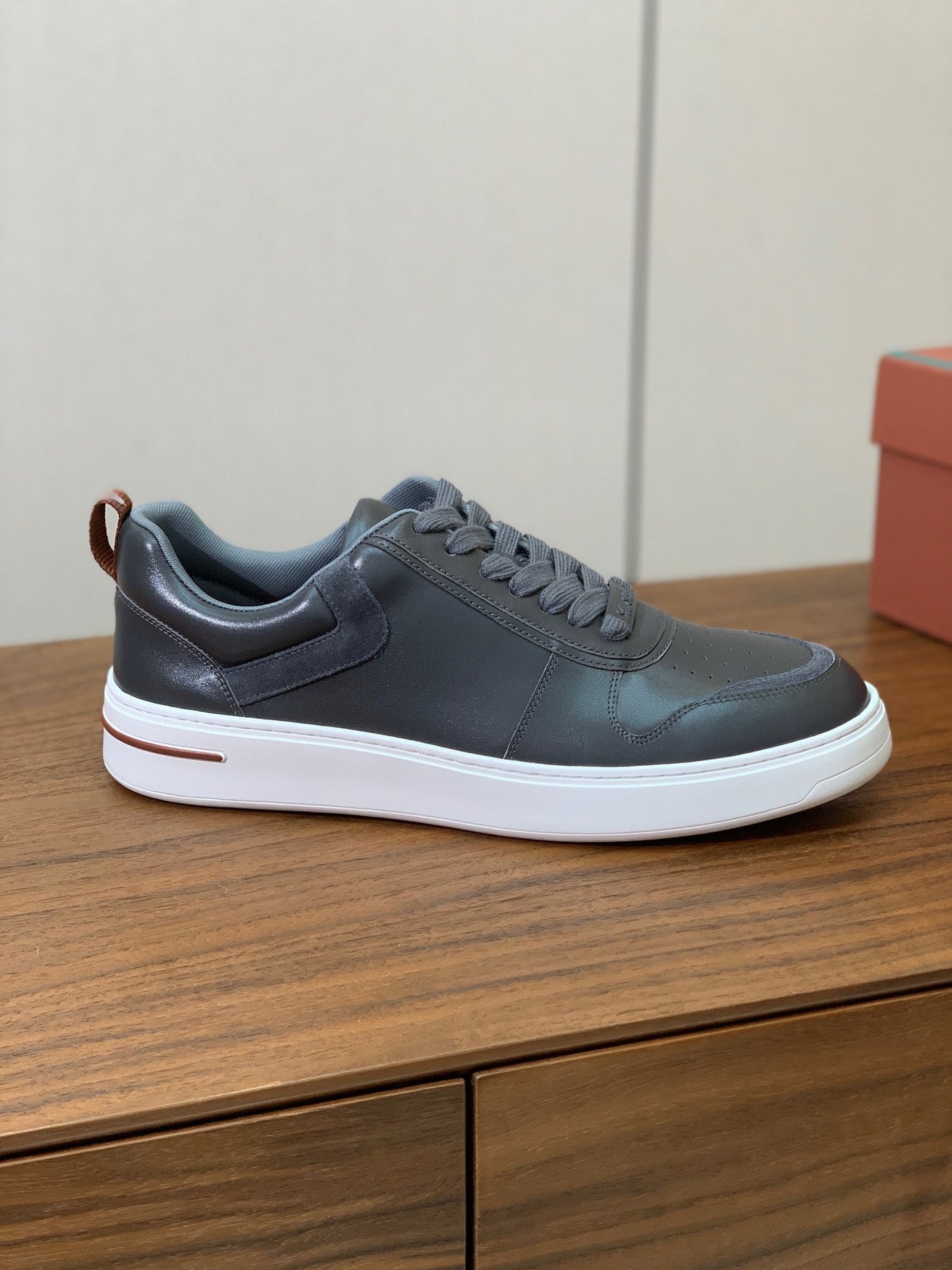 LP SNEAKERS IN SLATE GREY CALFSKIN WHITE SOLE - 35